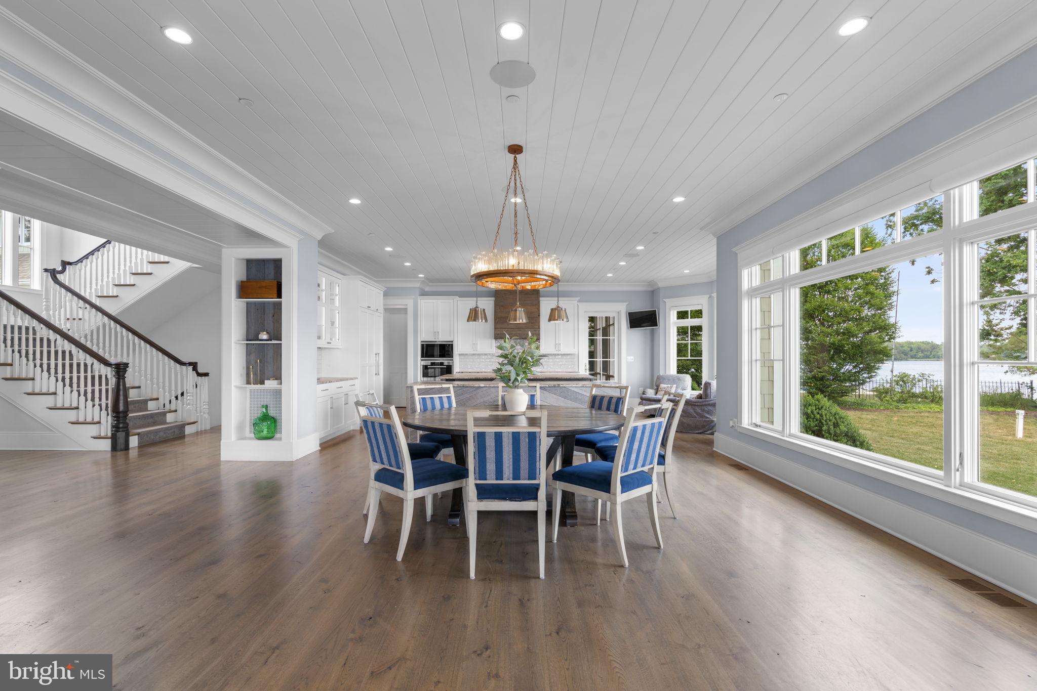 POHLMAN POINT - Residential