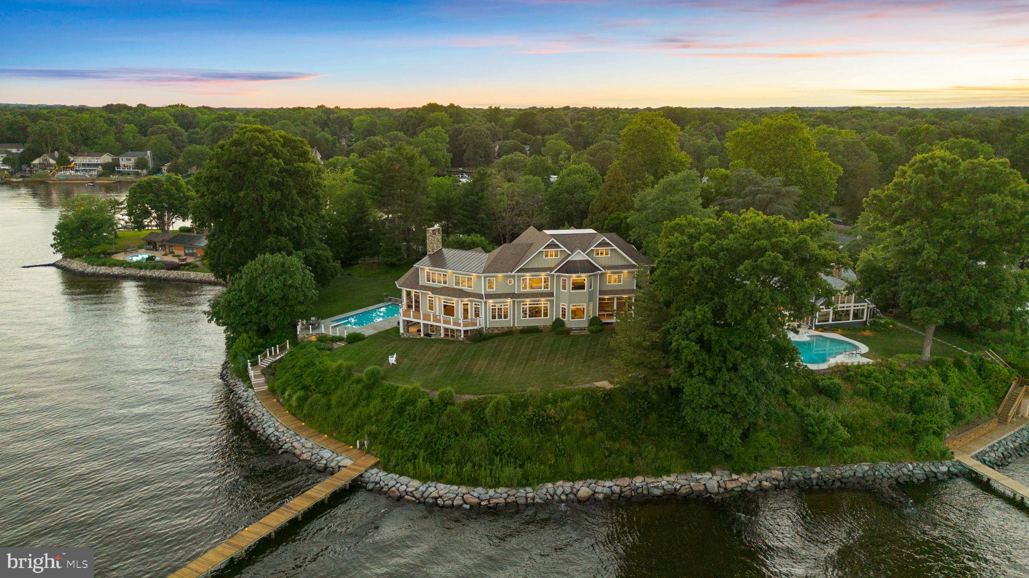 POHLMAN POINT - Residential