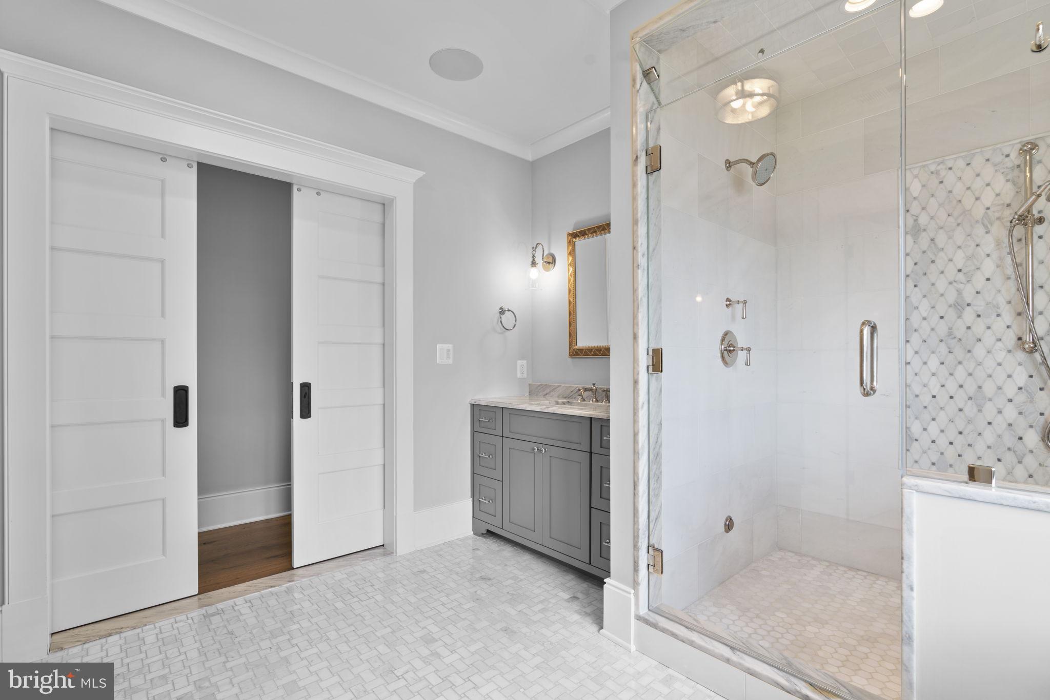 POHLMAN POINT - Residential