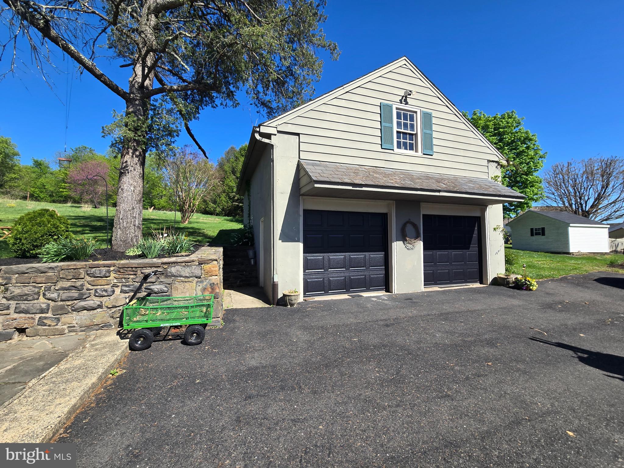 DOYLESTOWN - Residential