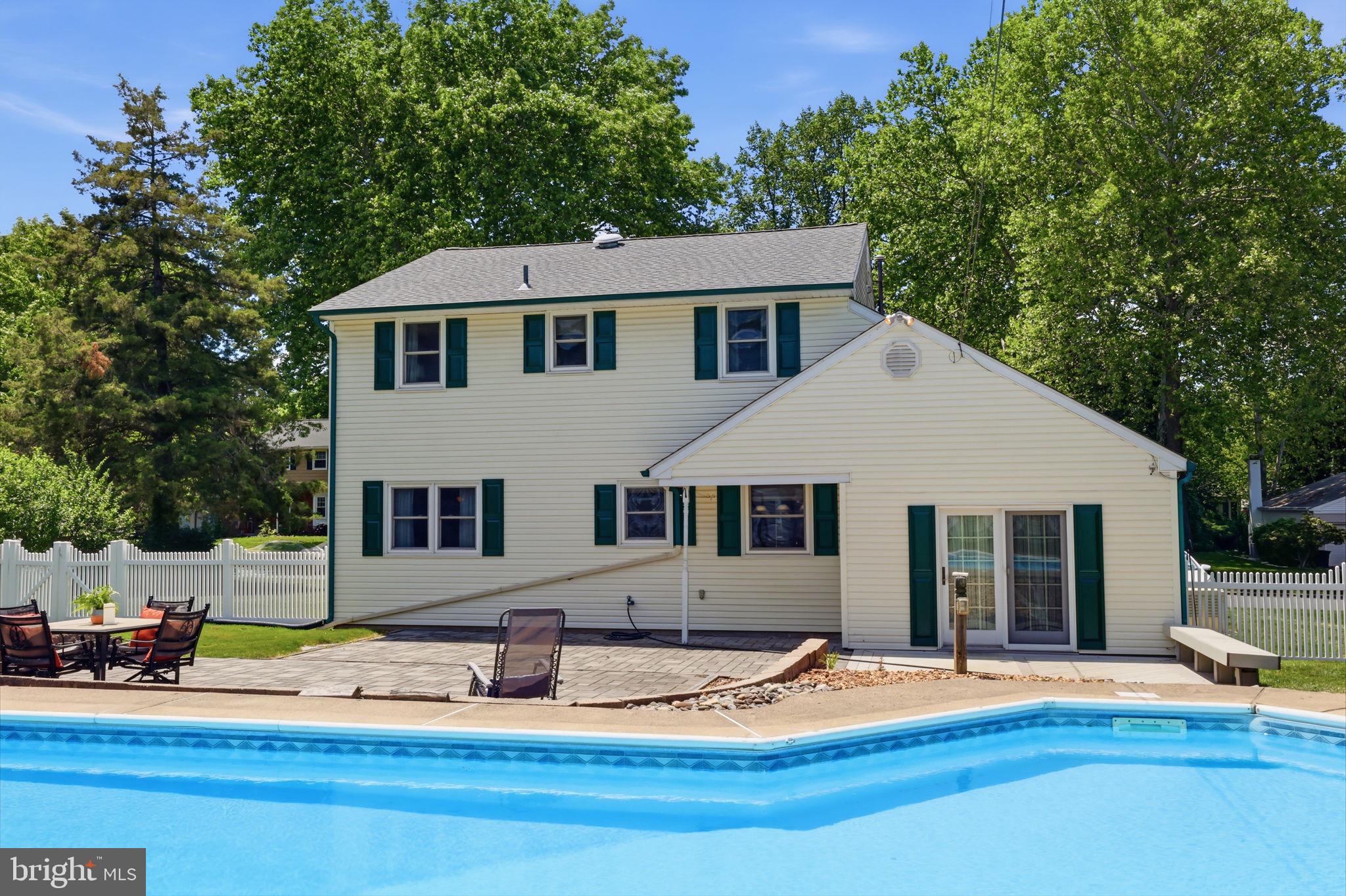 000 - Residential