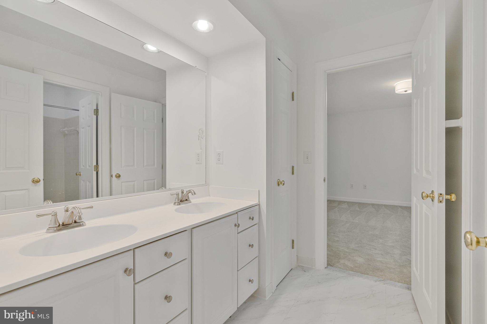 ASHBURTON MANORS - Residential