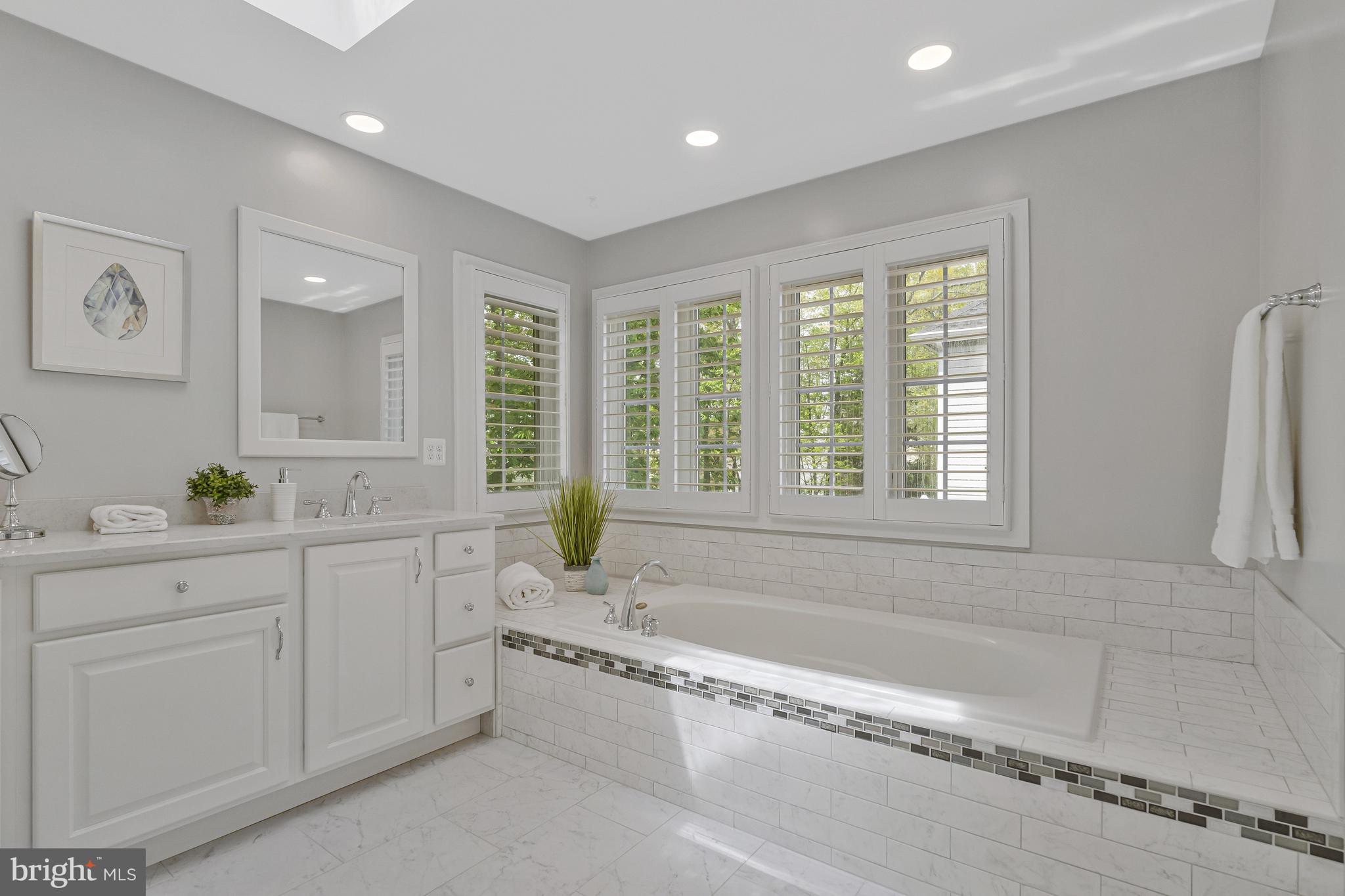 ASHBURTON MANORS - Residential