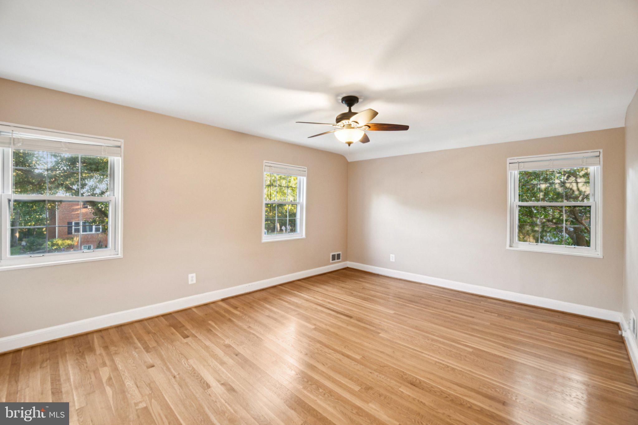UNIVERSITY PARK - Residential