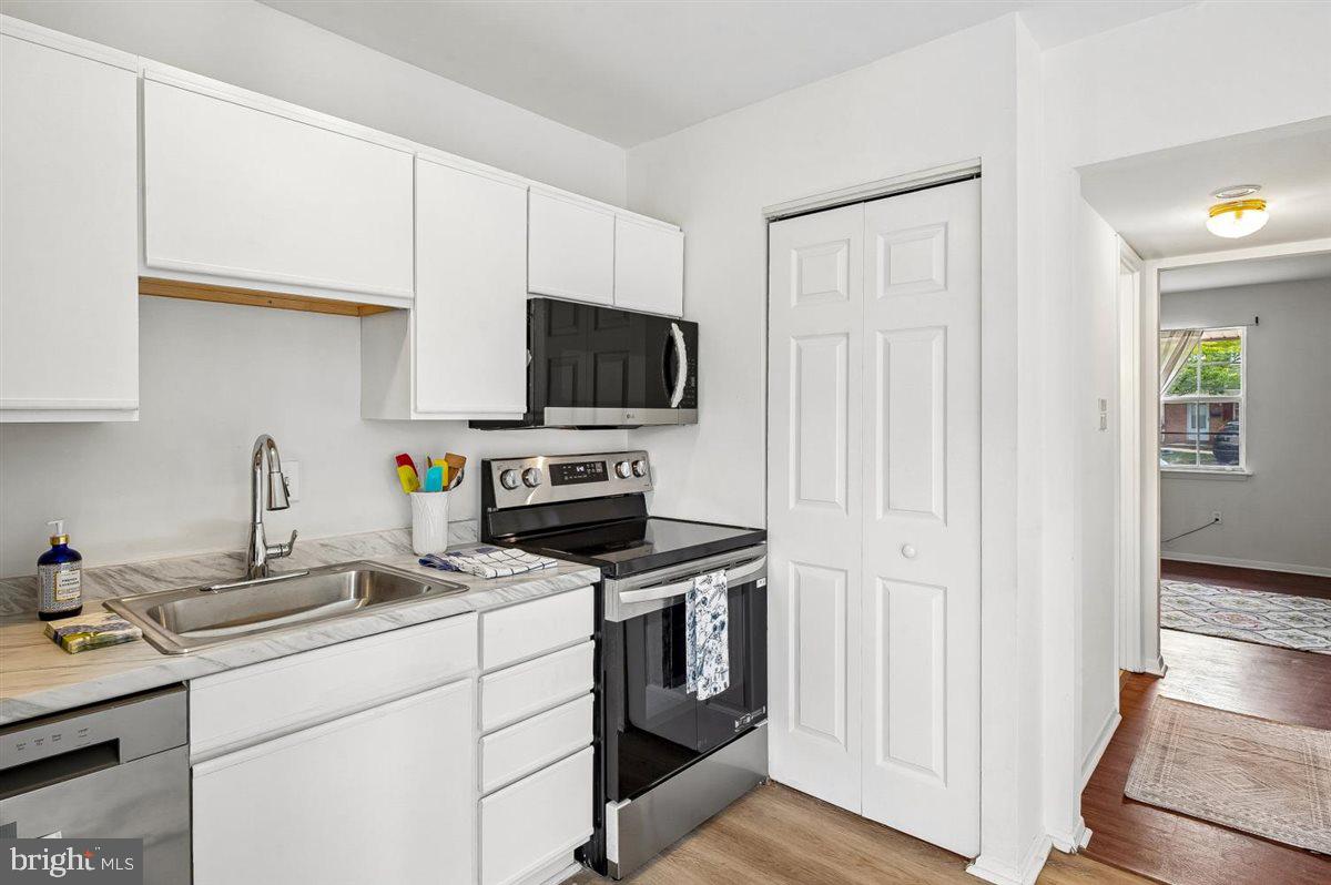 HILLTOP VILLAGE CONDOMINIUMS - Residential