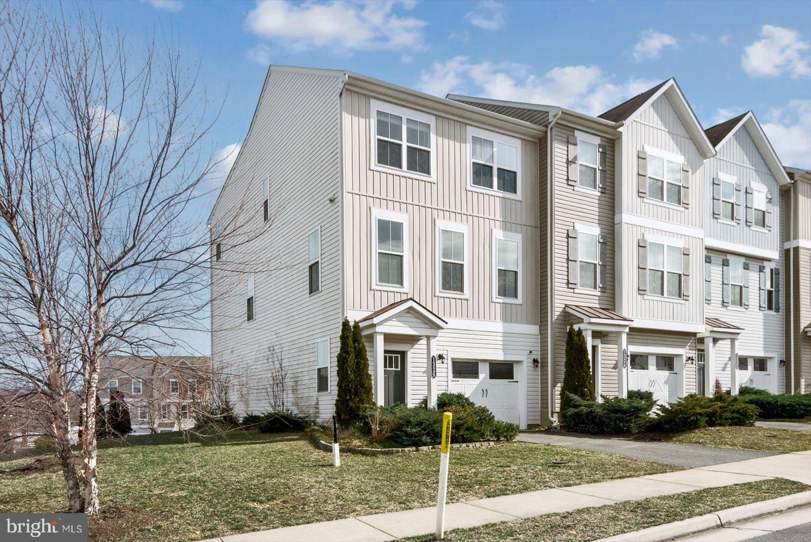 SUMMERFIELD - Residential Lease
