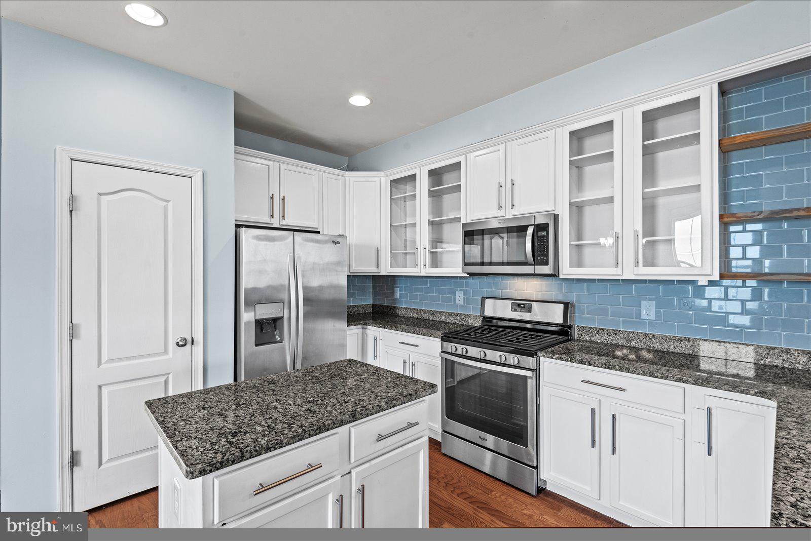 SUMMERFIELD - Residential Lease