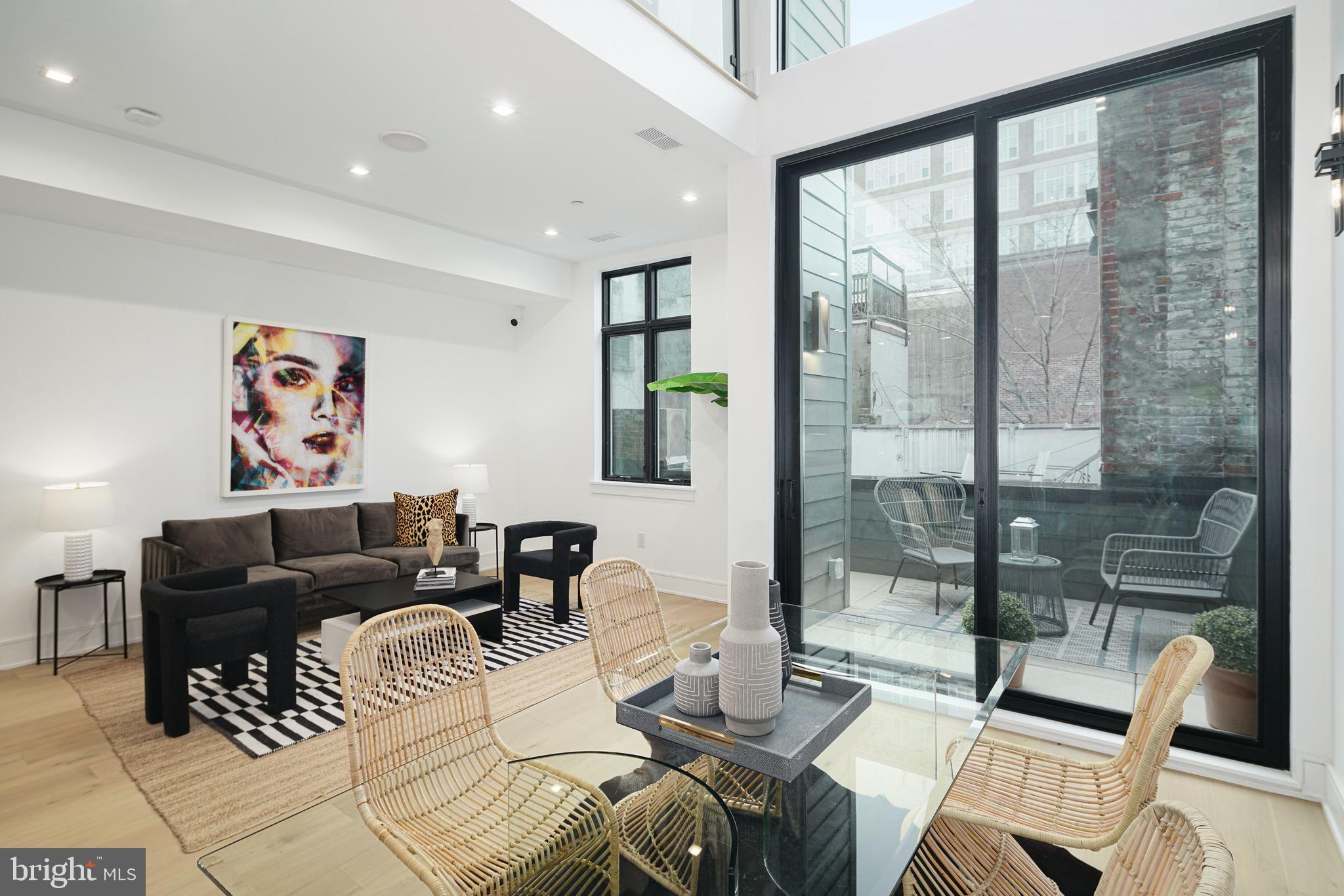 RITTENHOUSE SQUARE - Residential