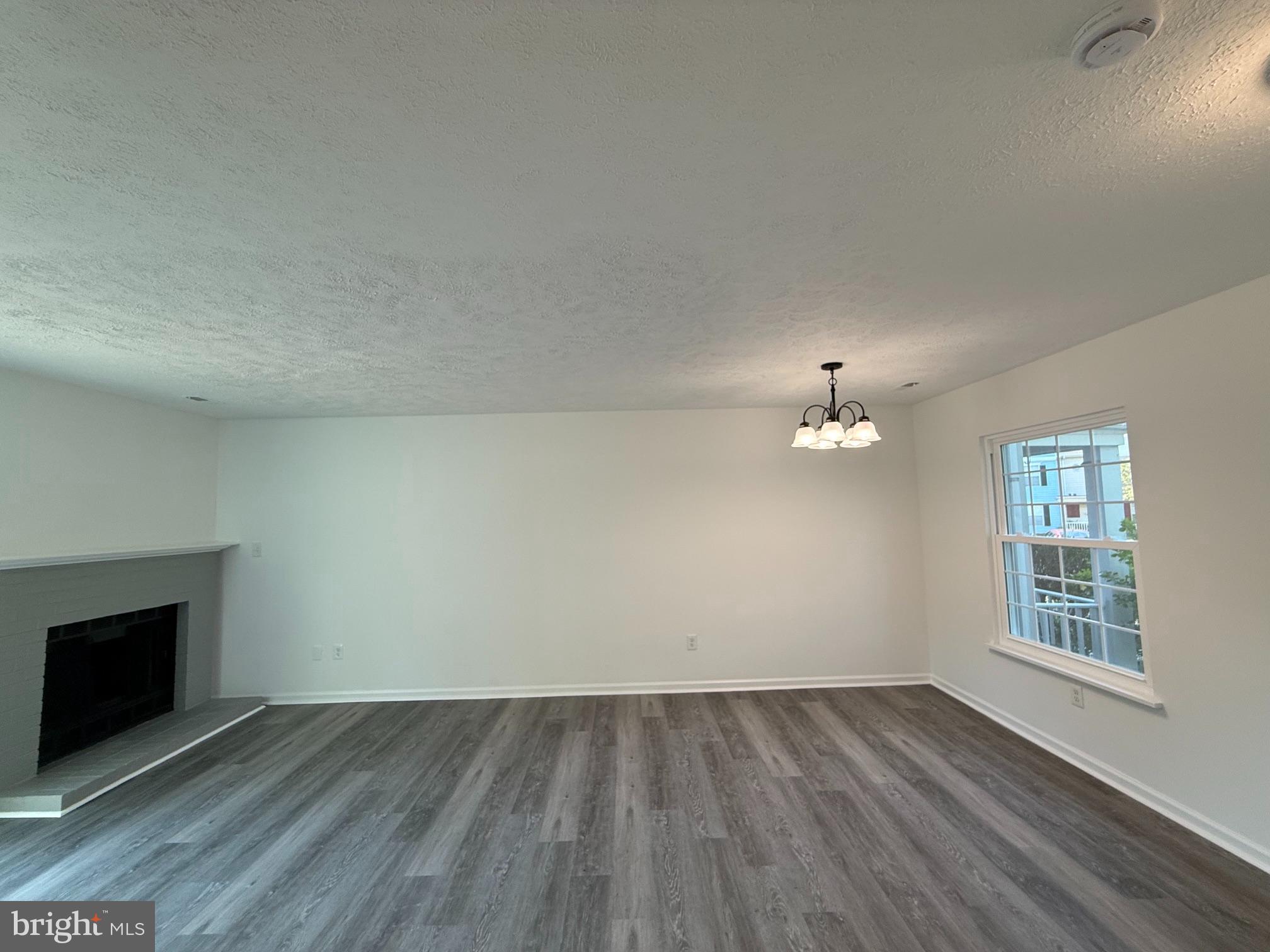 VILLAGES OF SALEM STATION - Residential