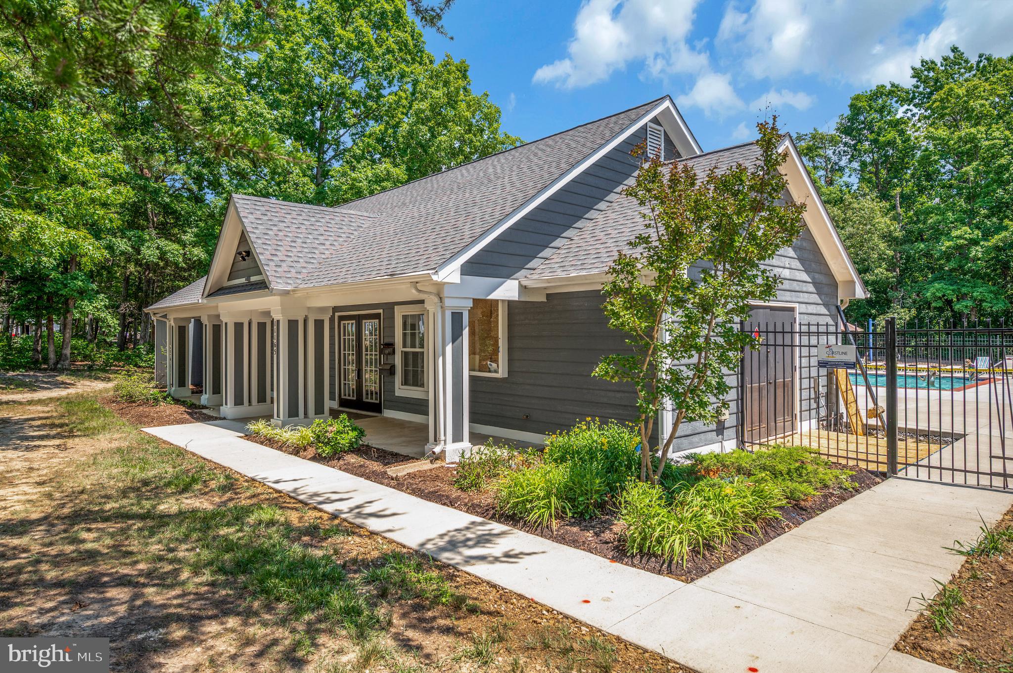 VILLAGES OF SALEM STATION - Residential