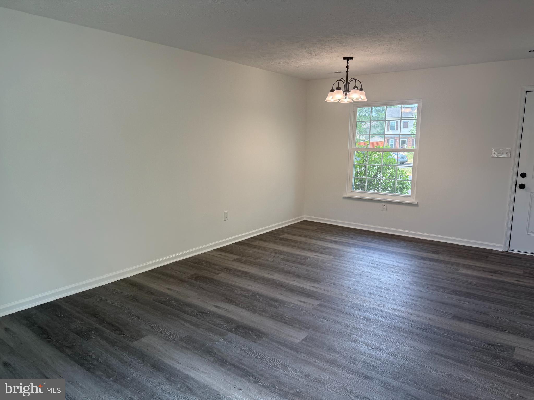 VILLAGES OF SALEM STATION - Residential