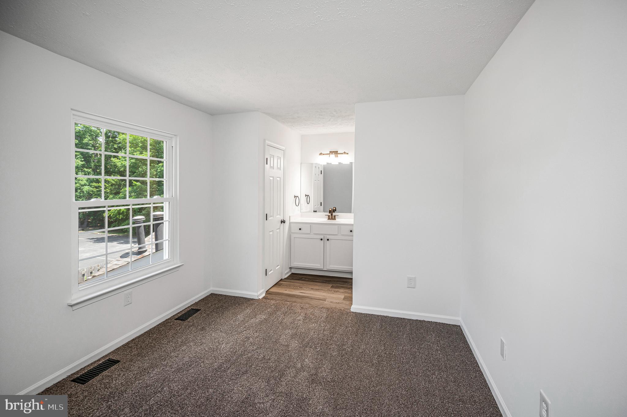 VILLAGES OF SALEM STATION - Residential