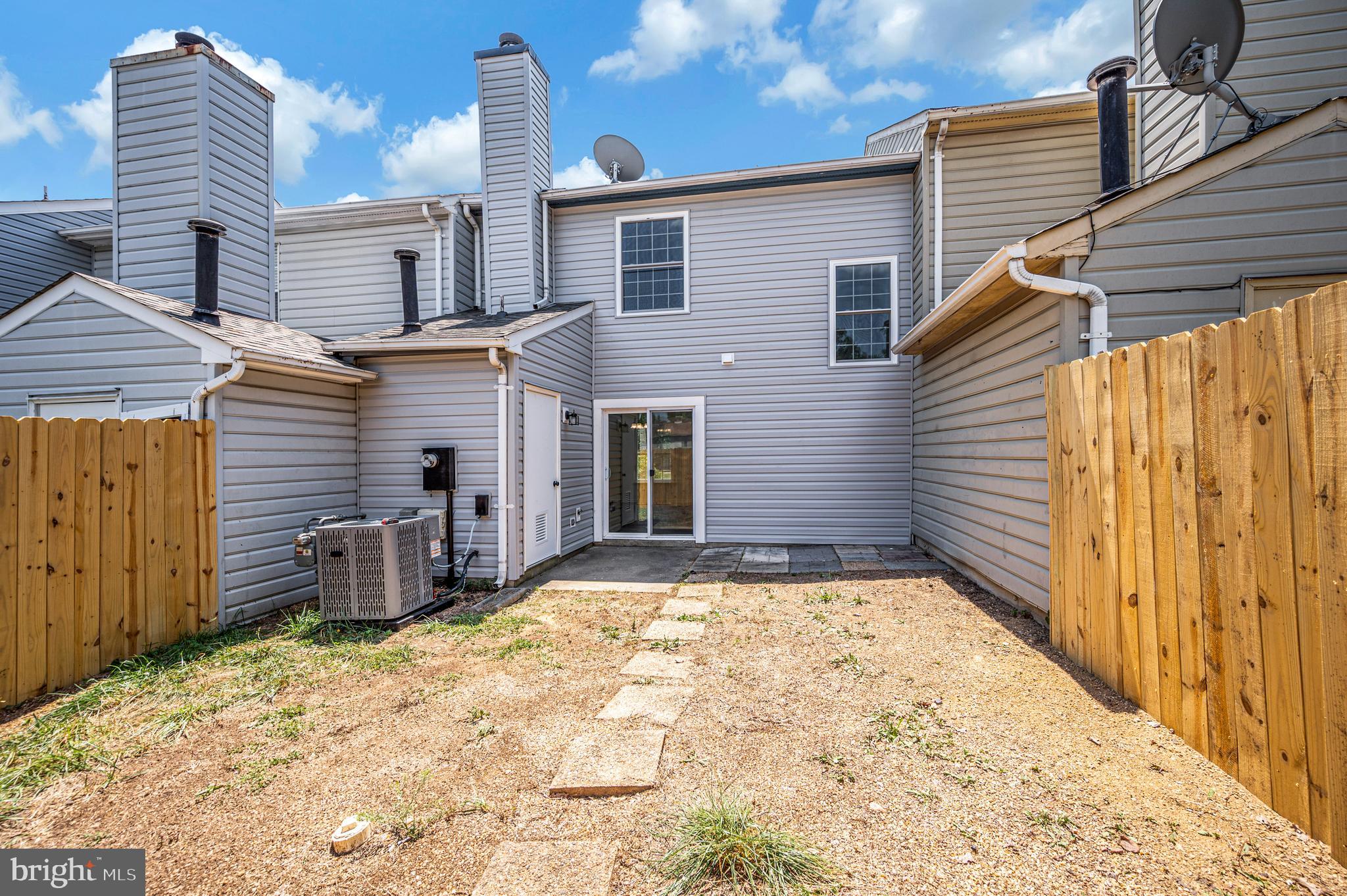 VILLAGES OF SALEM STATION - Residential