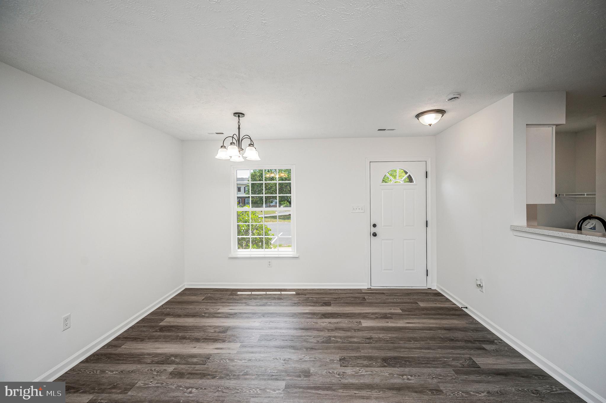 VILLAGES OF SALEM STATION - Residential