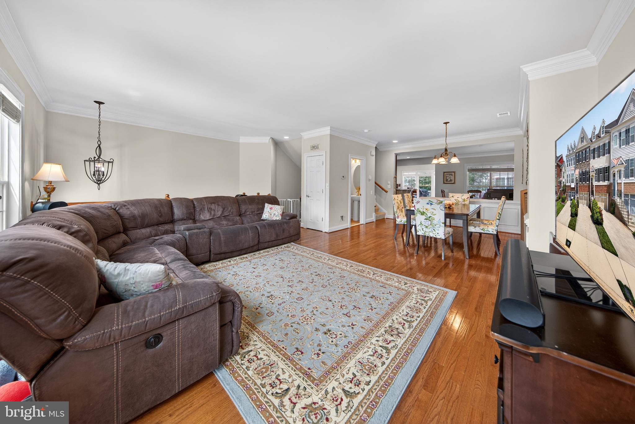 CHANTILLY - Residential