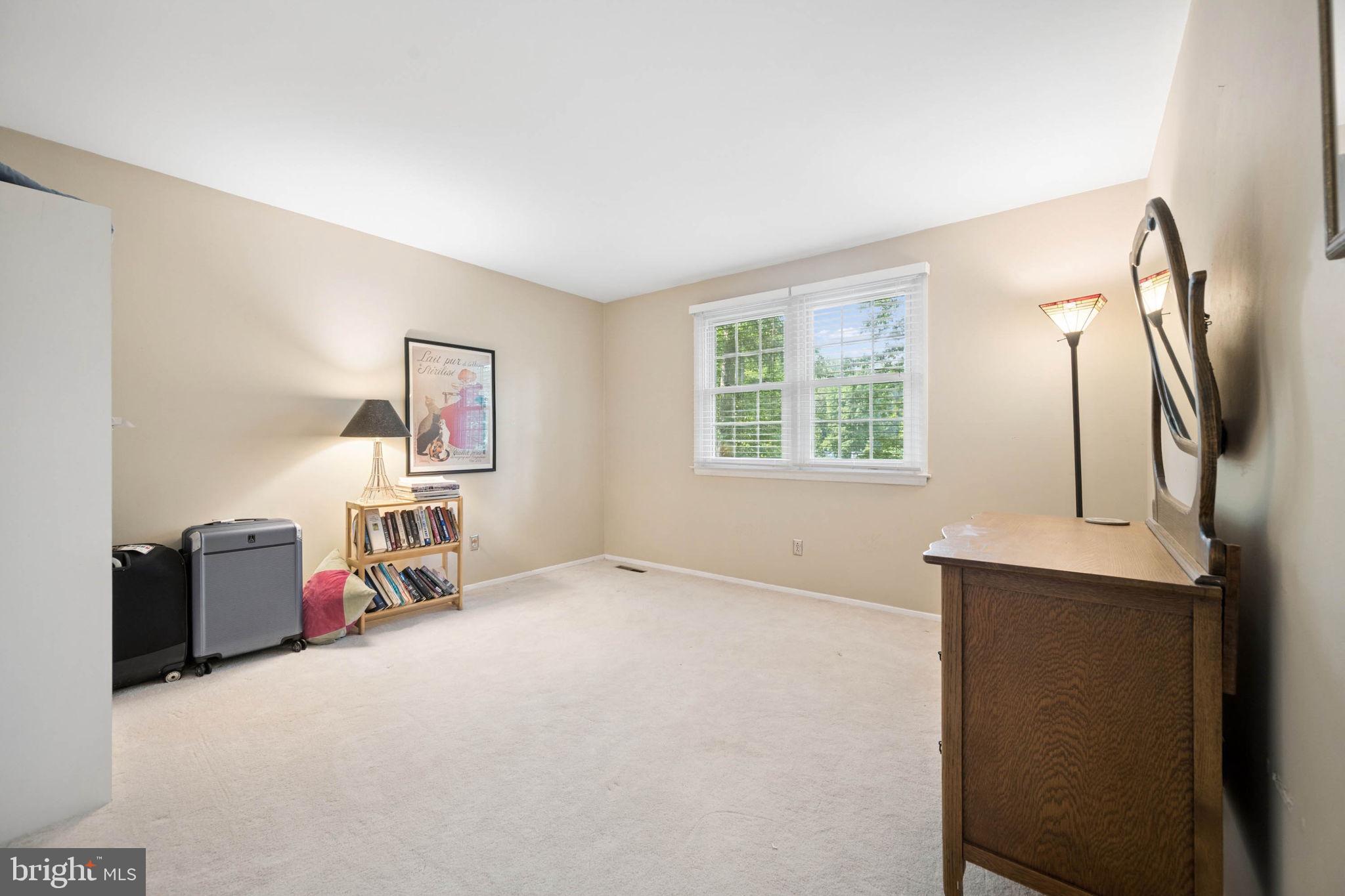 GWYNN ACRES - Residential