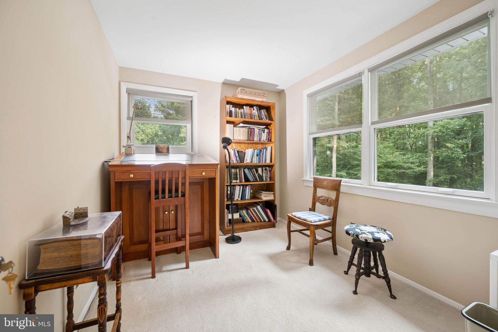 GWYNN ACRES - Residential