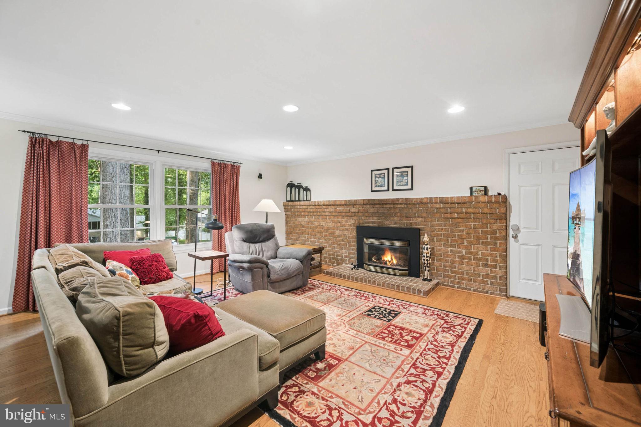 GWYNN ACRES - Residential