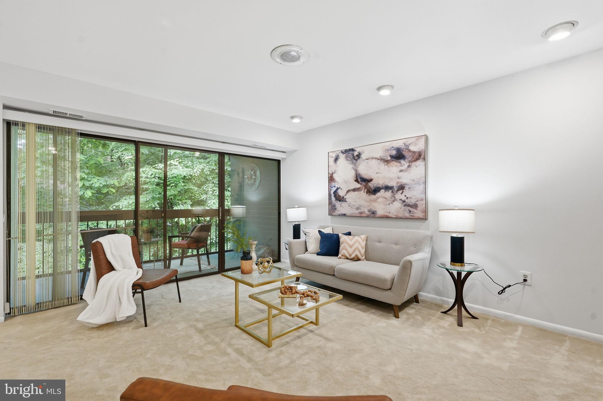 BRISTOL HOUSE - Residential