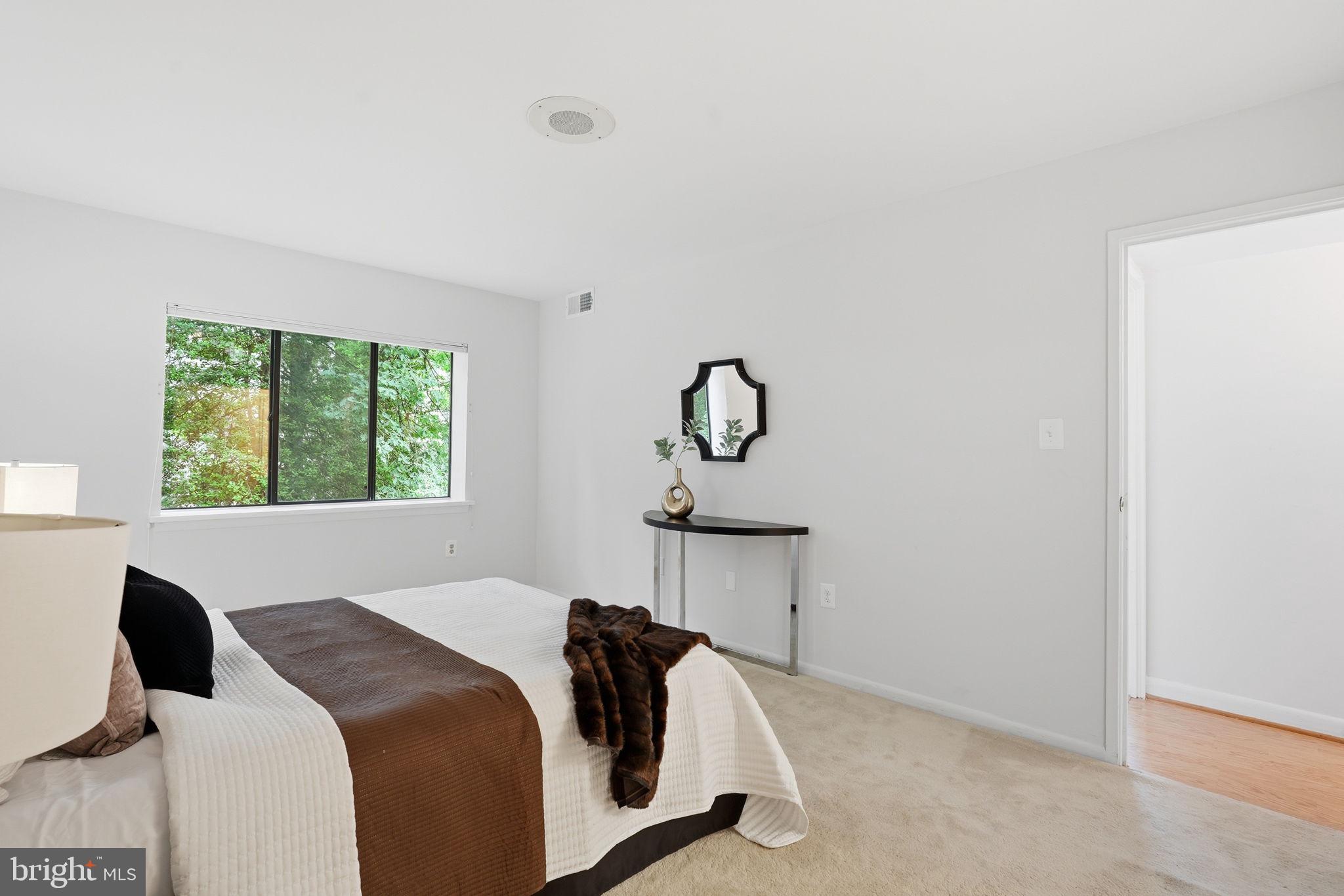 BRISTOL HOUSE - Residential