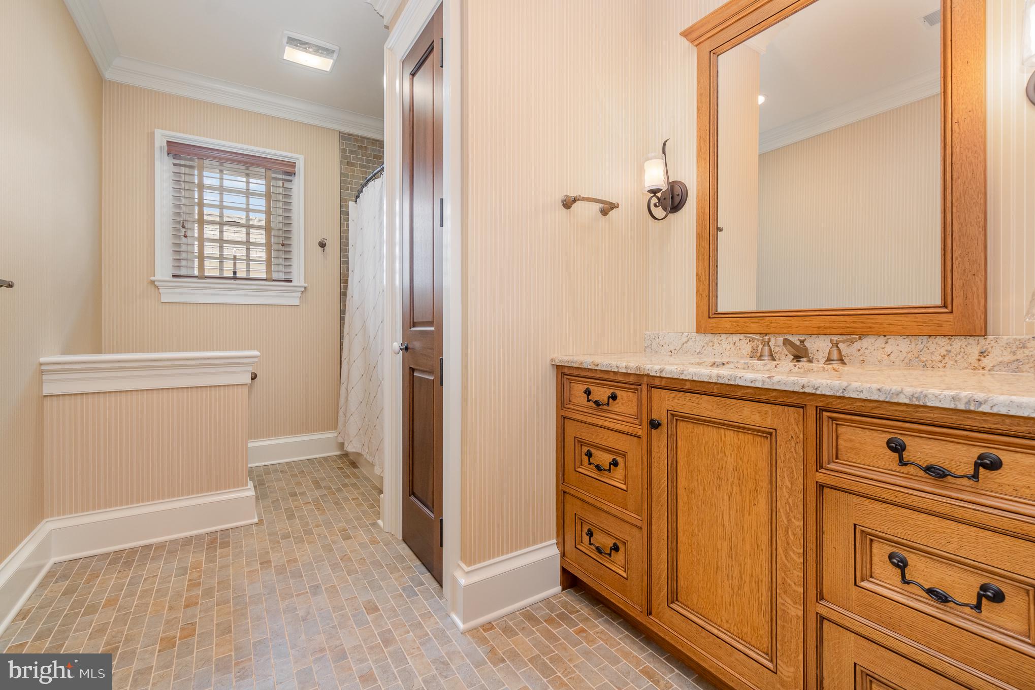 ELIZABETH TWP - Residential