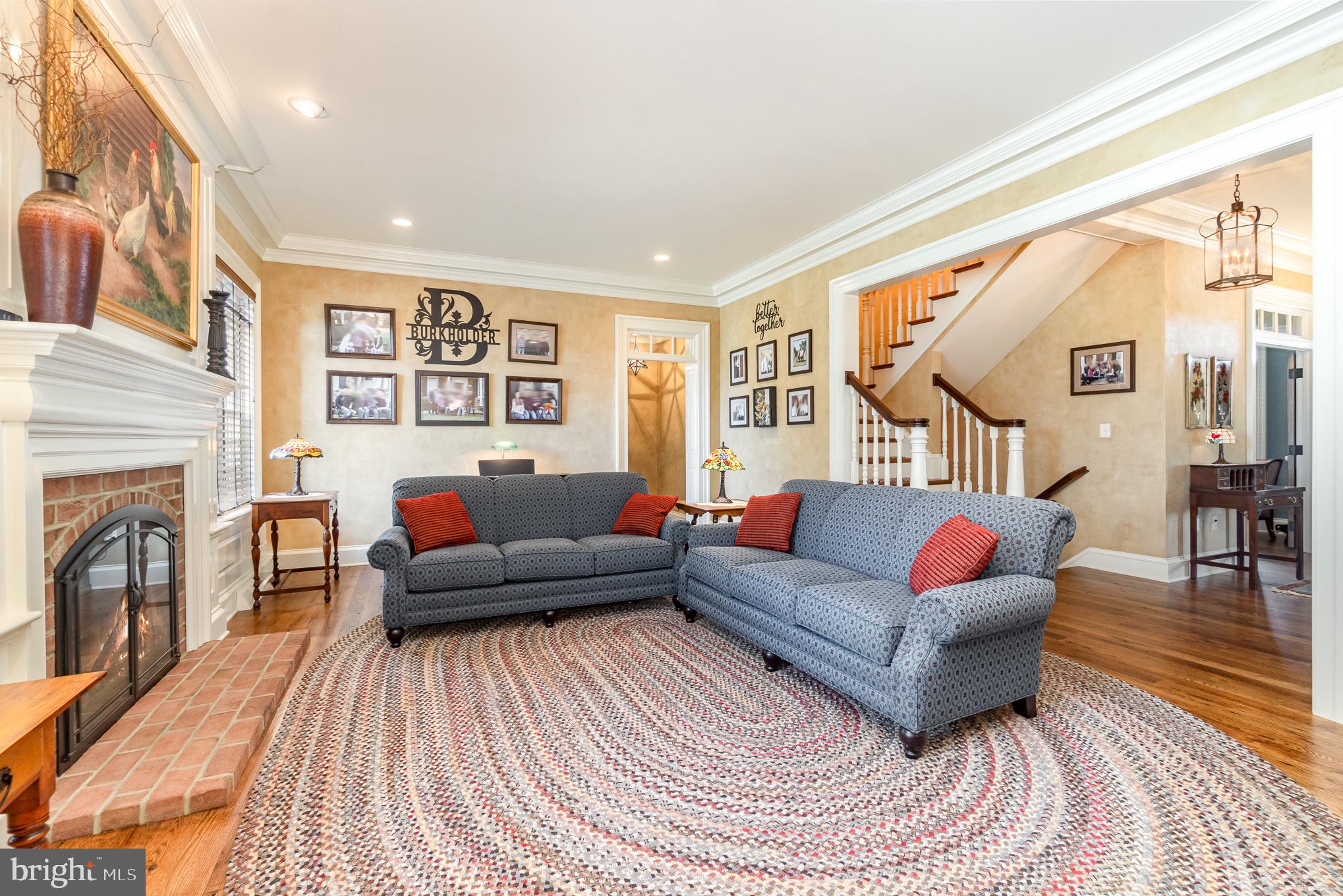 ELIZABETH TWP - Residential