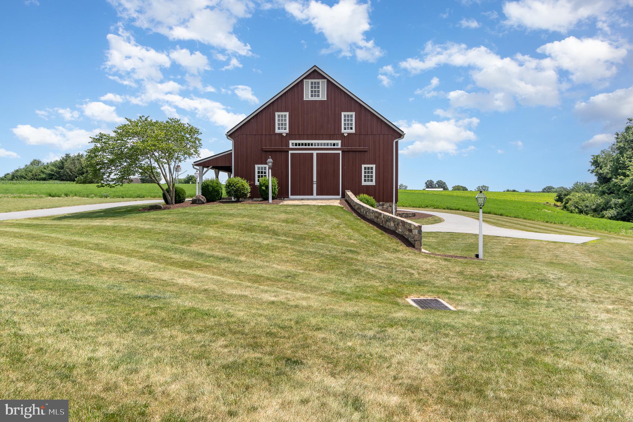 ELIZABETH TWP - Residential
