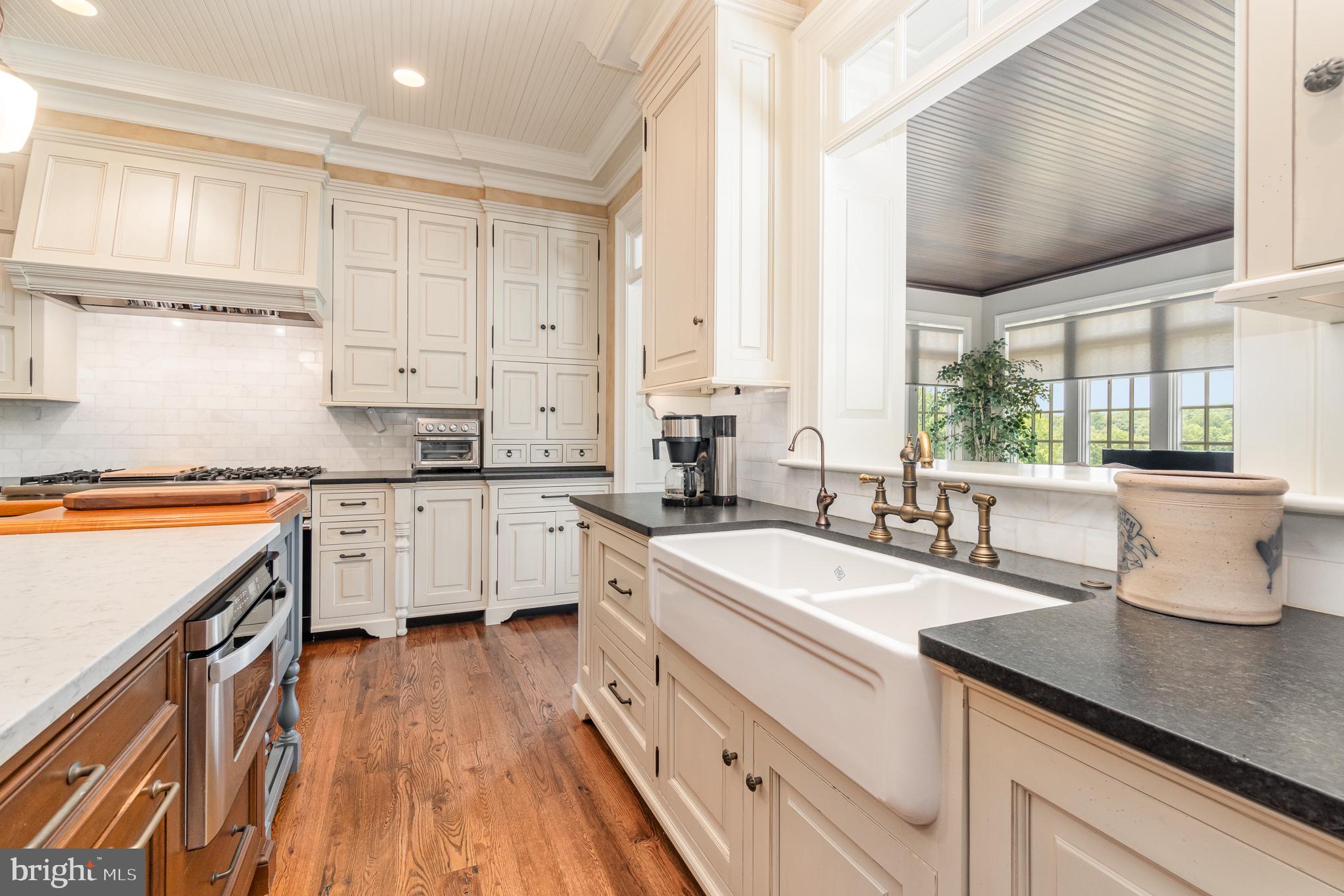 ELIZABETH TWP - Residential