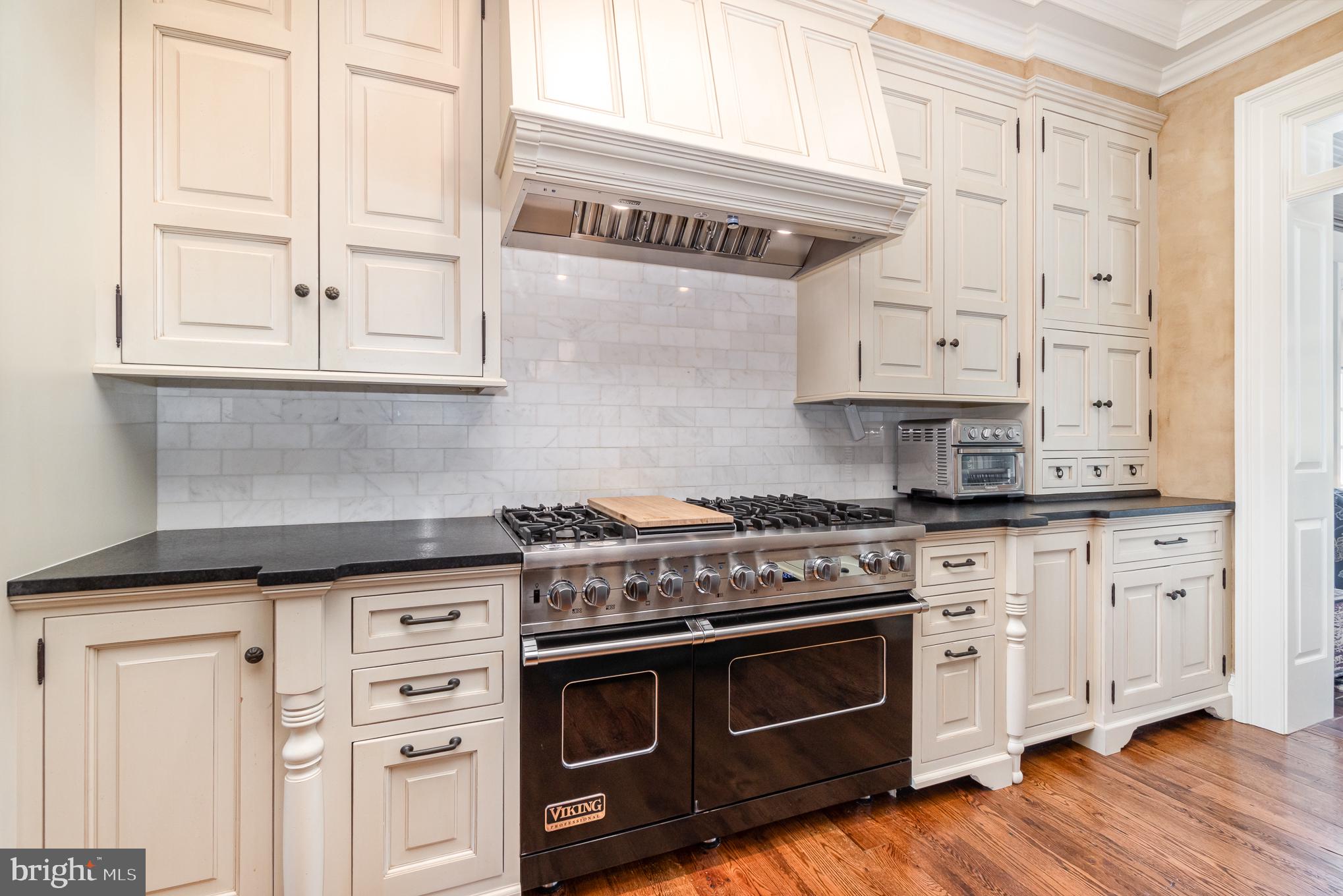 ELIZABETH TWP - Residential