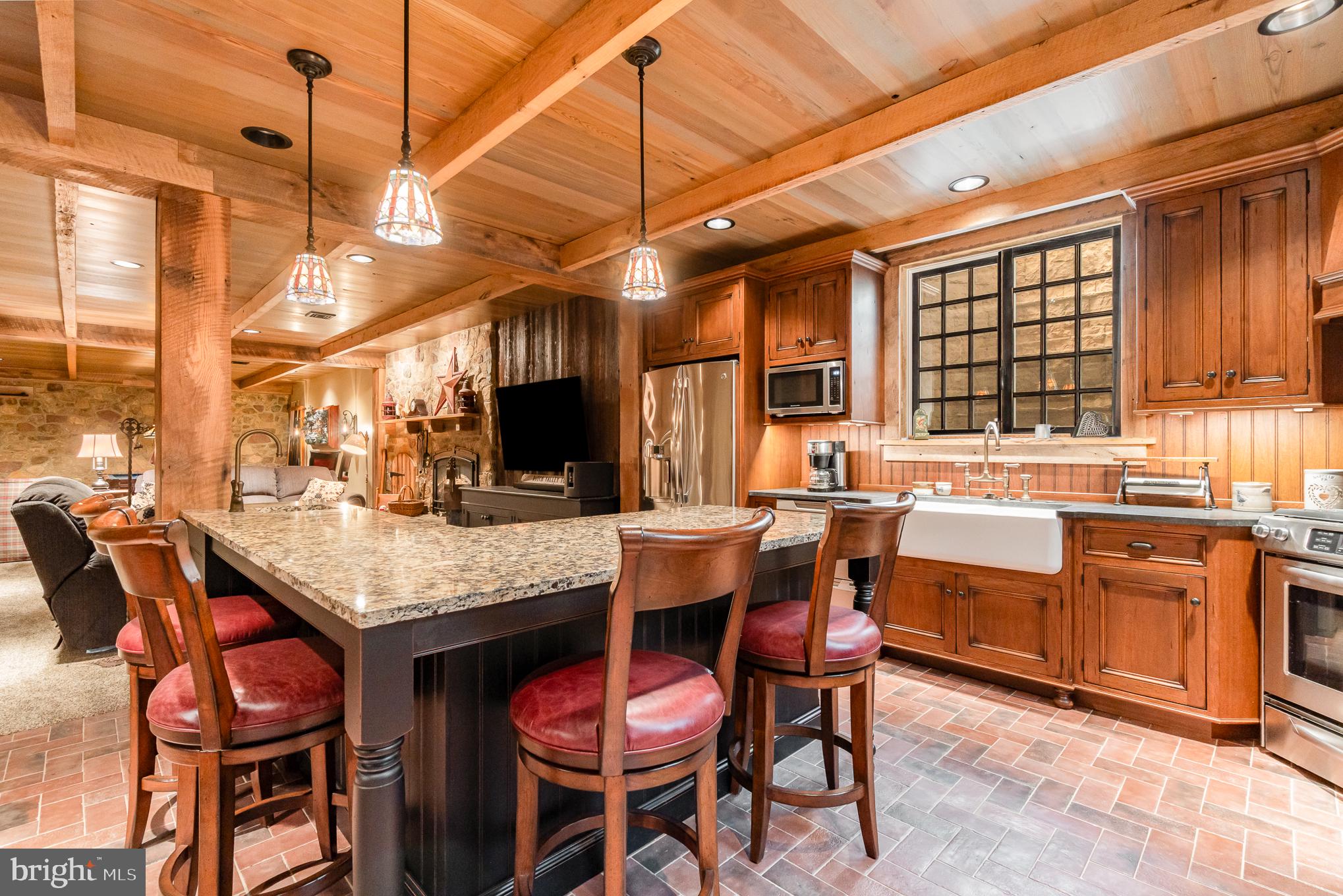 ELIZABETH TWP - Residential