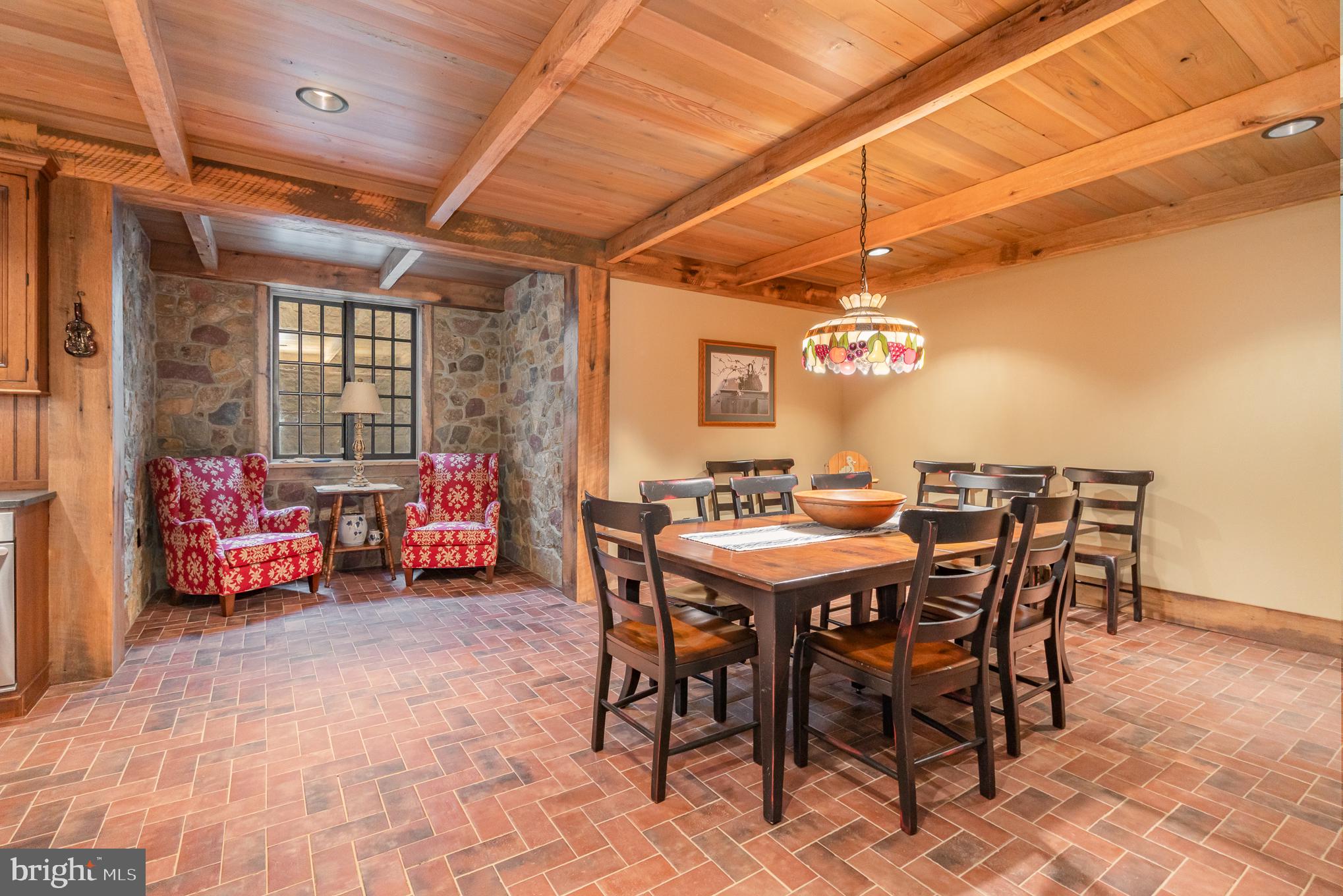 ELIZABETH TWP - Residential