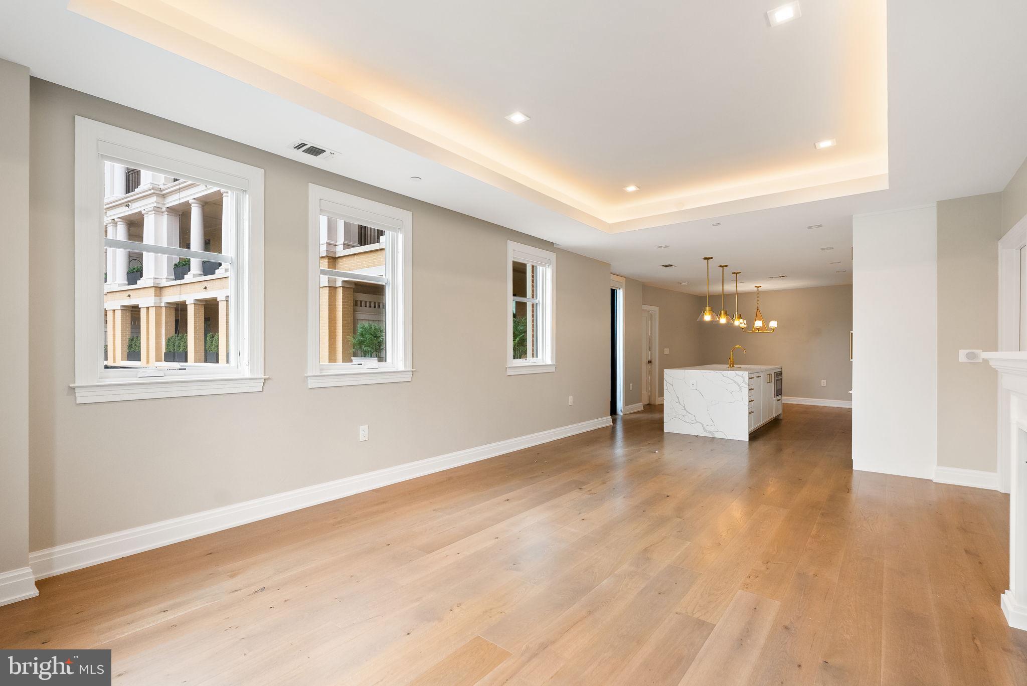 CHEVY CHASE - Residential