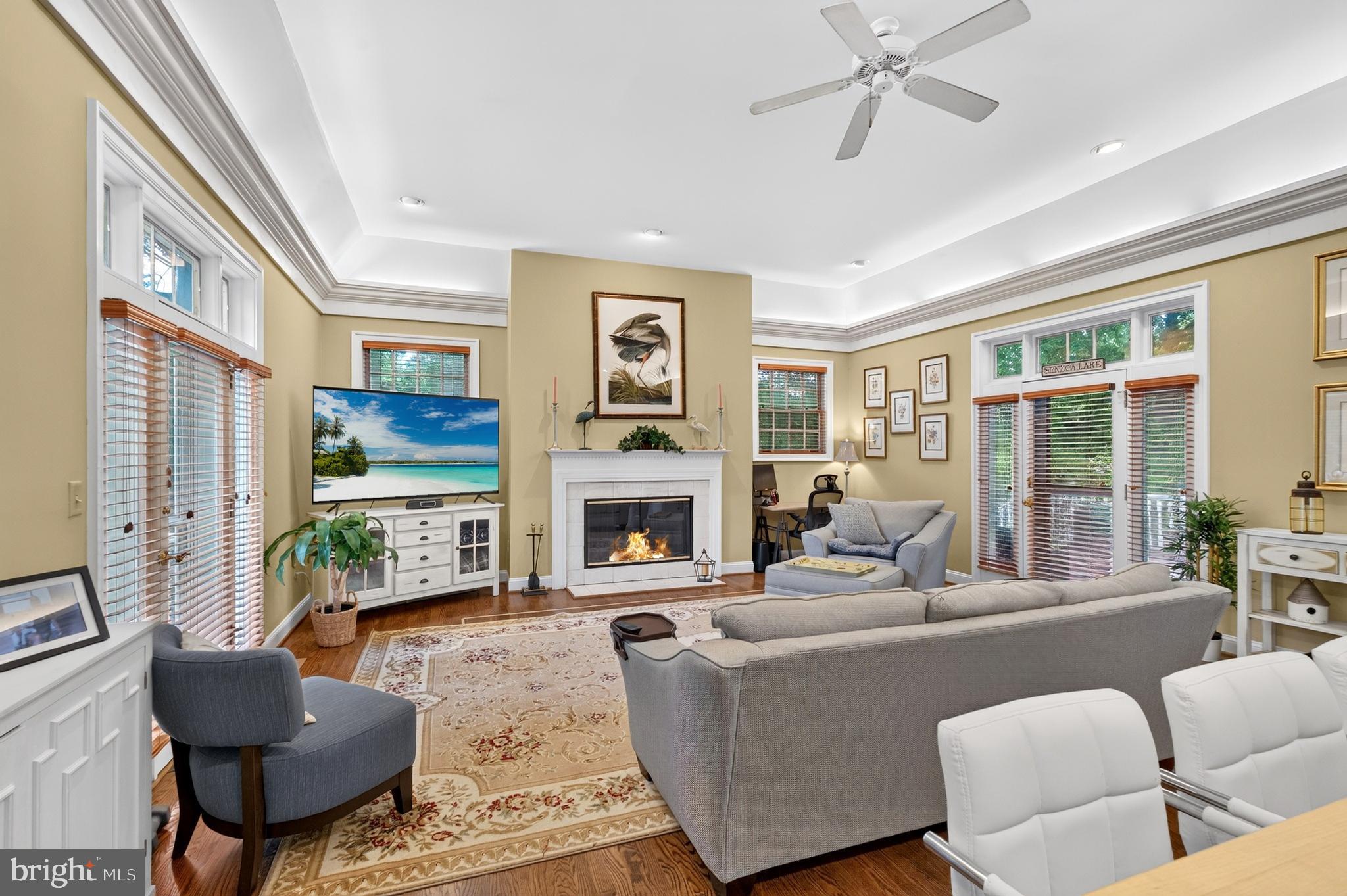 VALLEY GATE - Residential