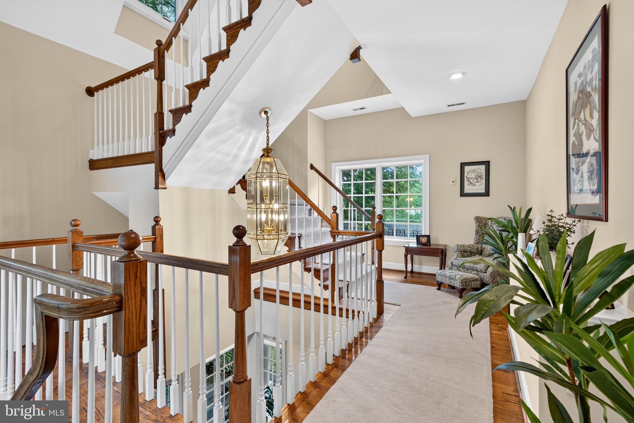 VALLEY GATE - Residential