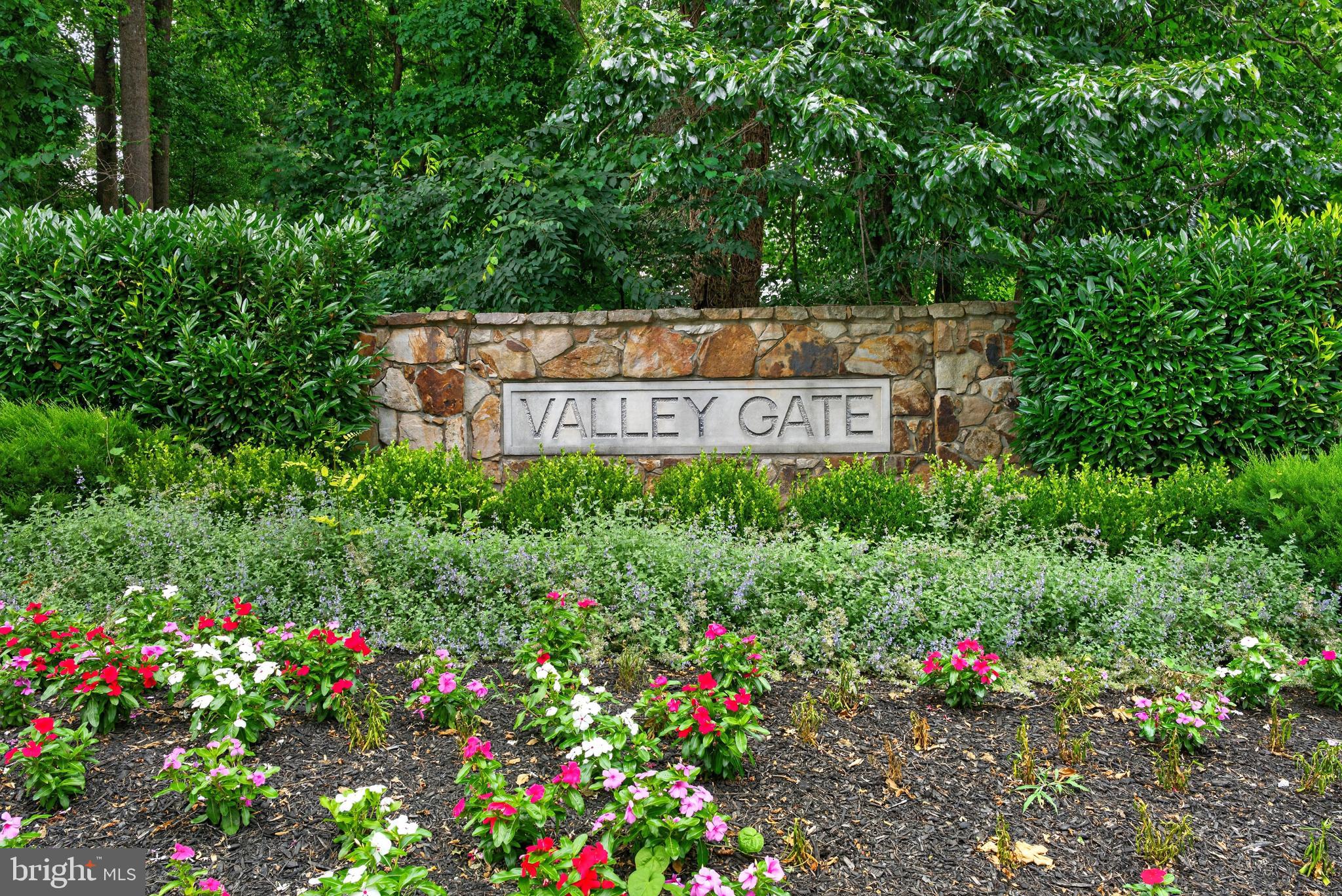 VALLEY GATE - Residential