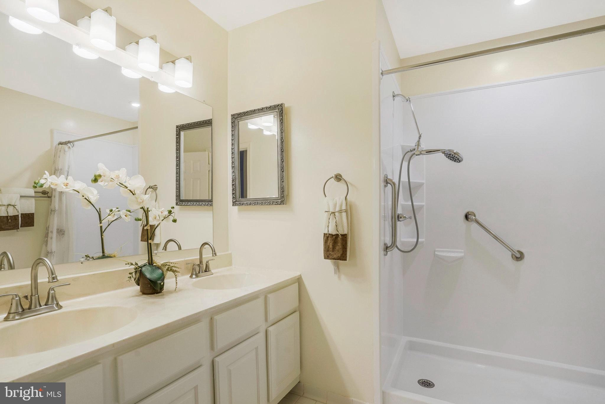 ASHLEY ESTATES - Residential