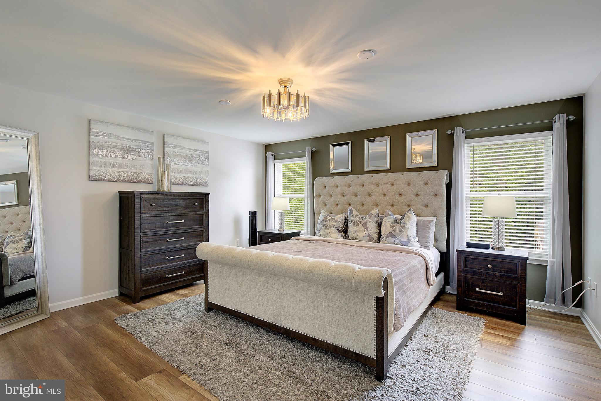 SYMPHONY WOODS - Residential