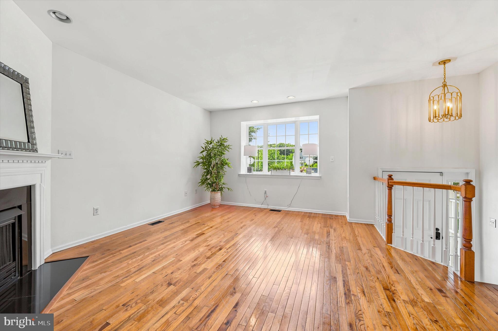 SPRING VALLEY ESTATE - Residential