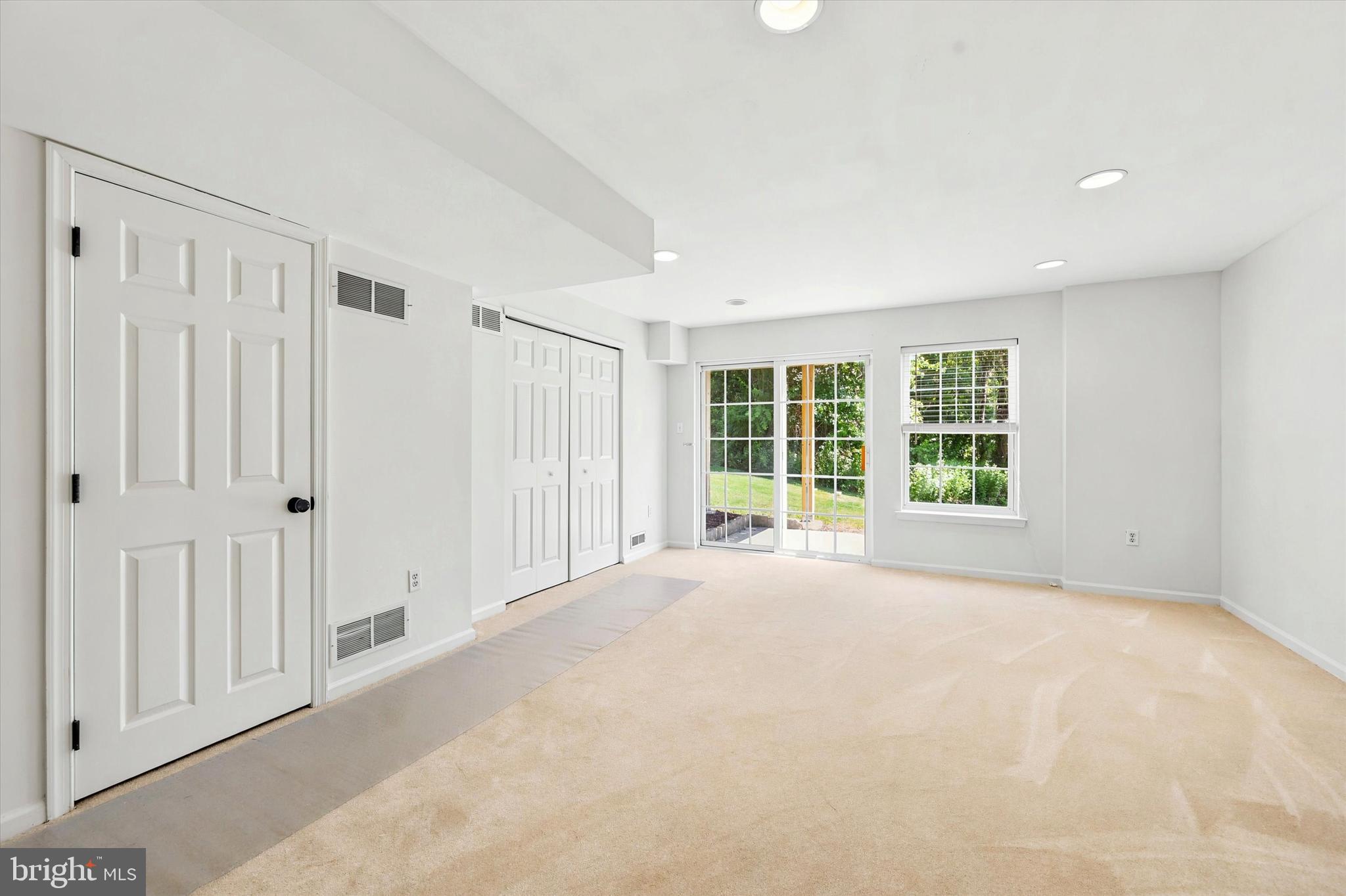 SPRING VALLEY ESTATE - Residential