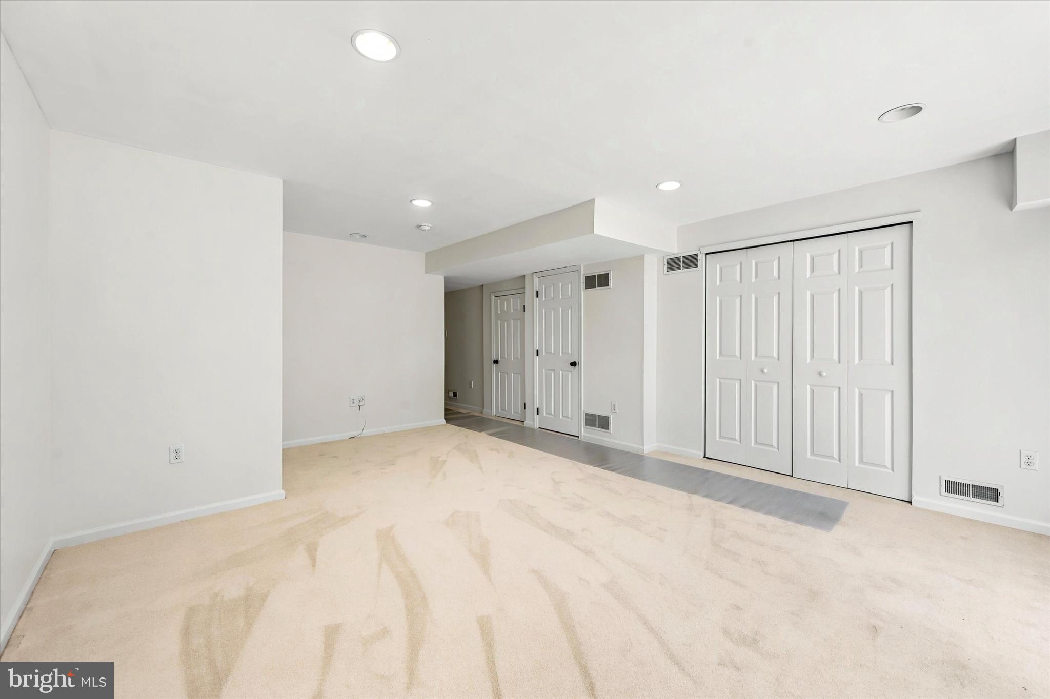 SPRING VALLEY ESTATE - Residential