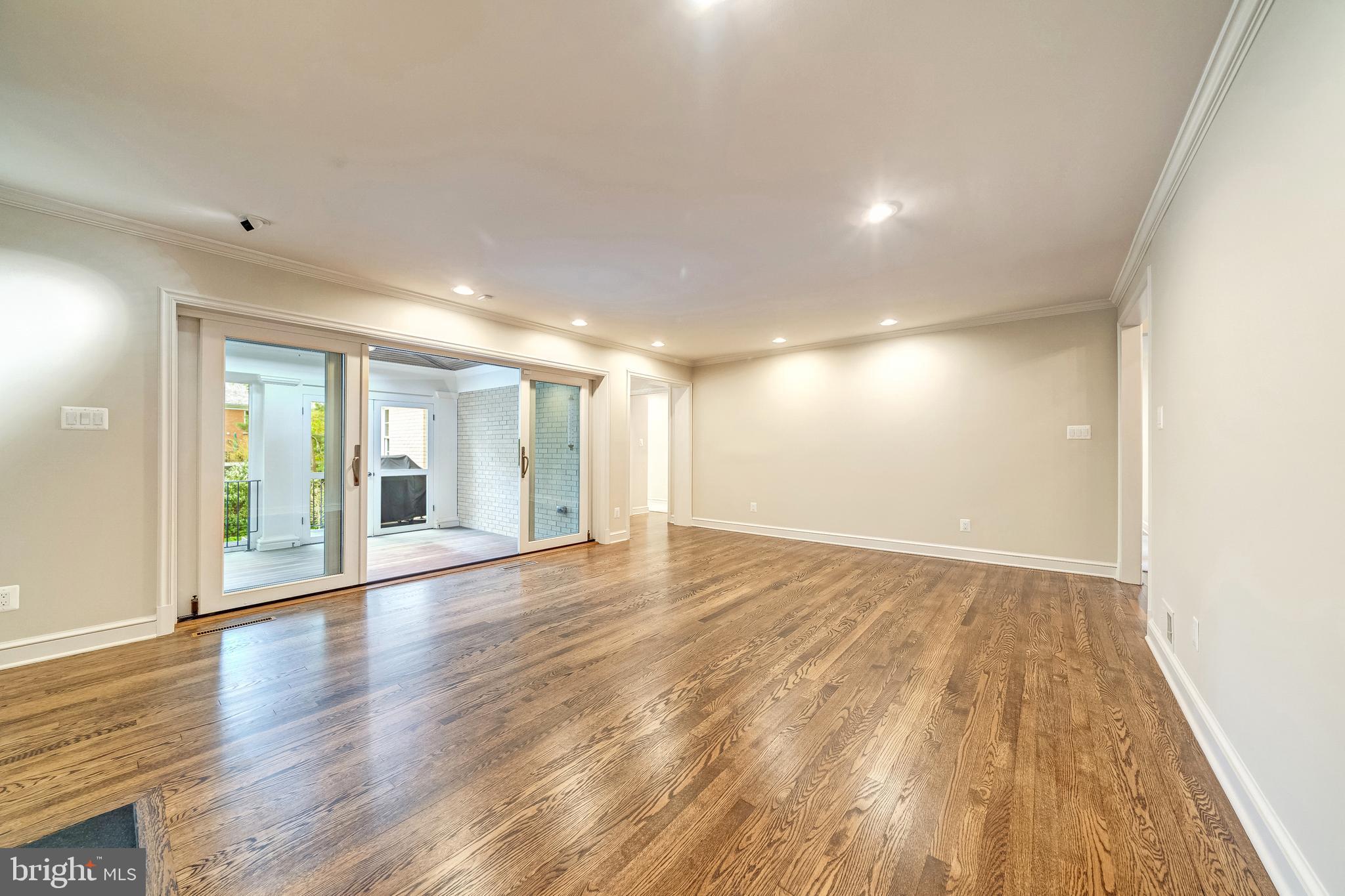 EVERMAY - Residential