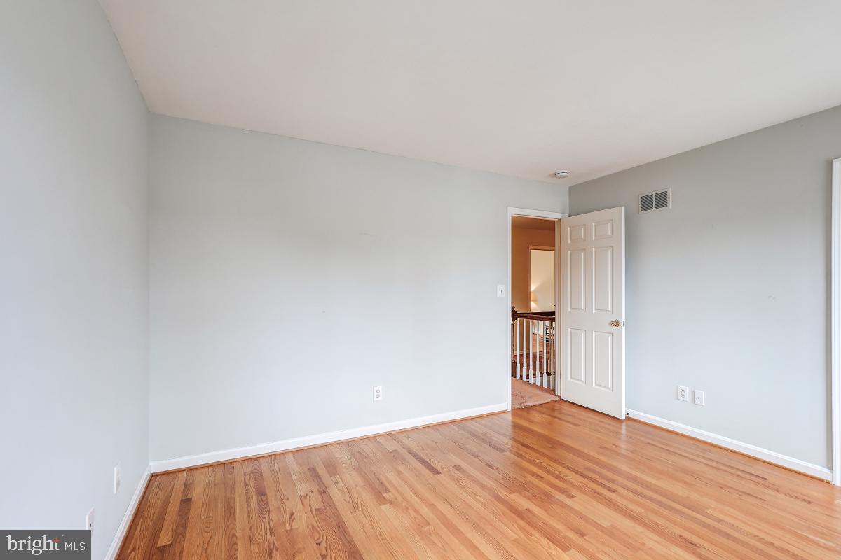 OAKWOOD KNOLLS - Residential