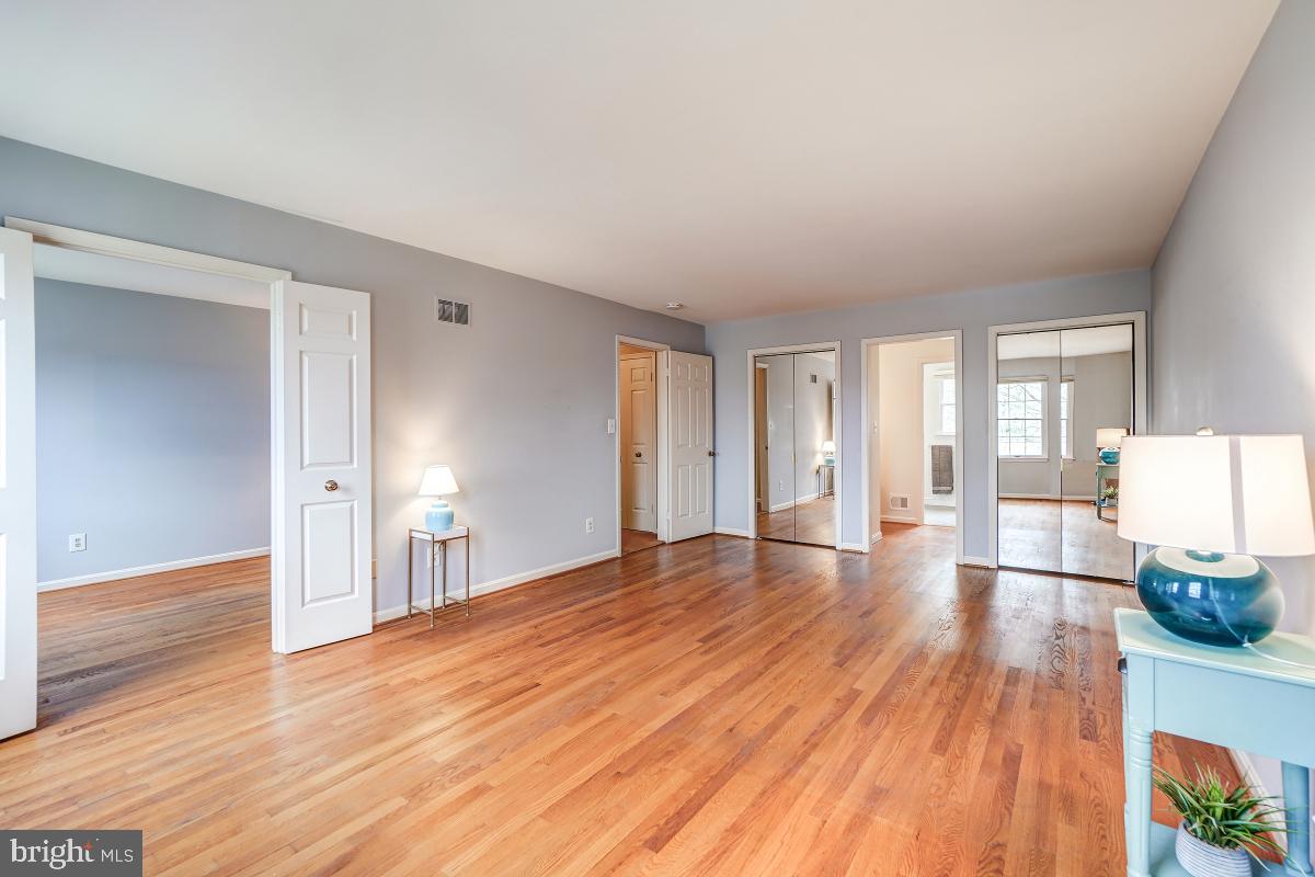 OAKWOOD KNOLLS - Residential