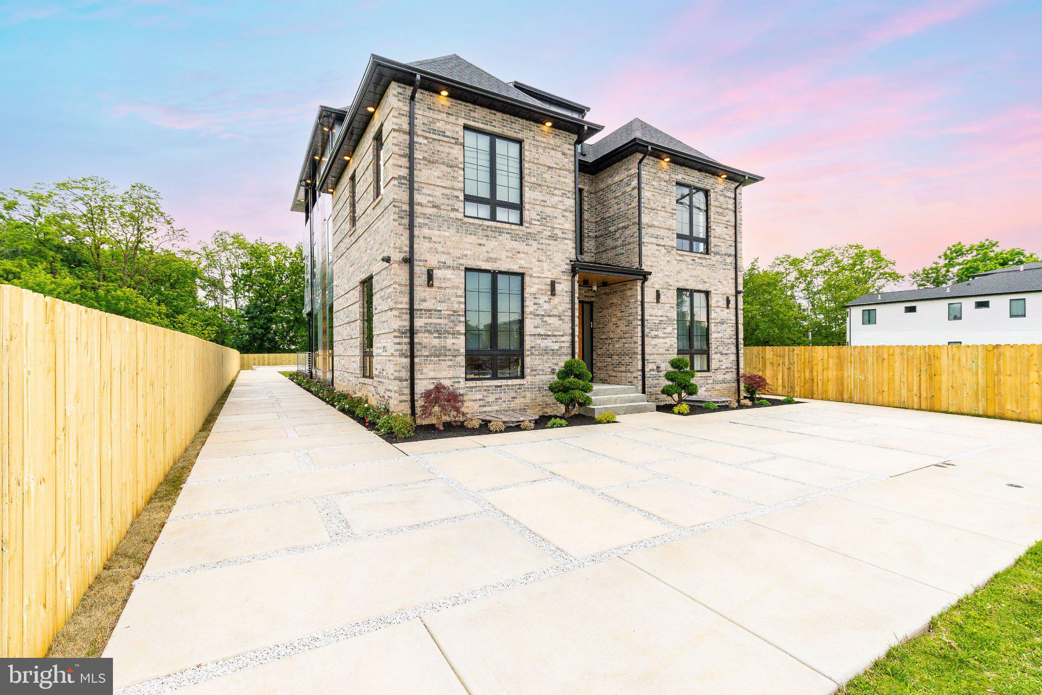 BUSTLETON - Residential