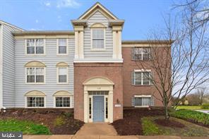 FOX CHASE - Residential