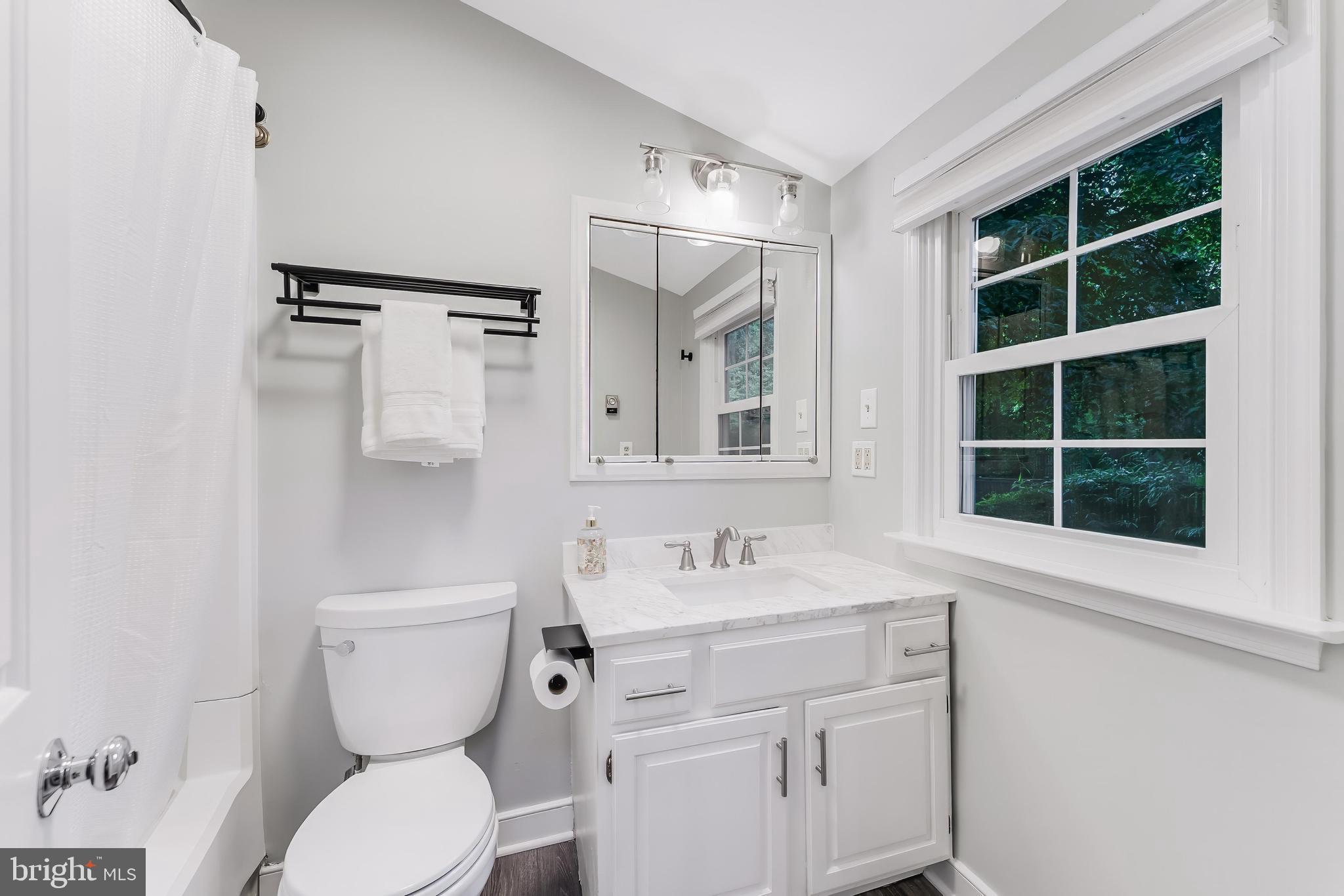 HOMEWOOD - Residential