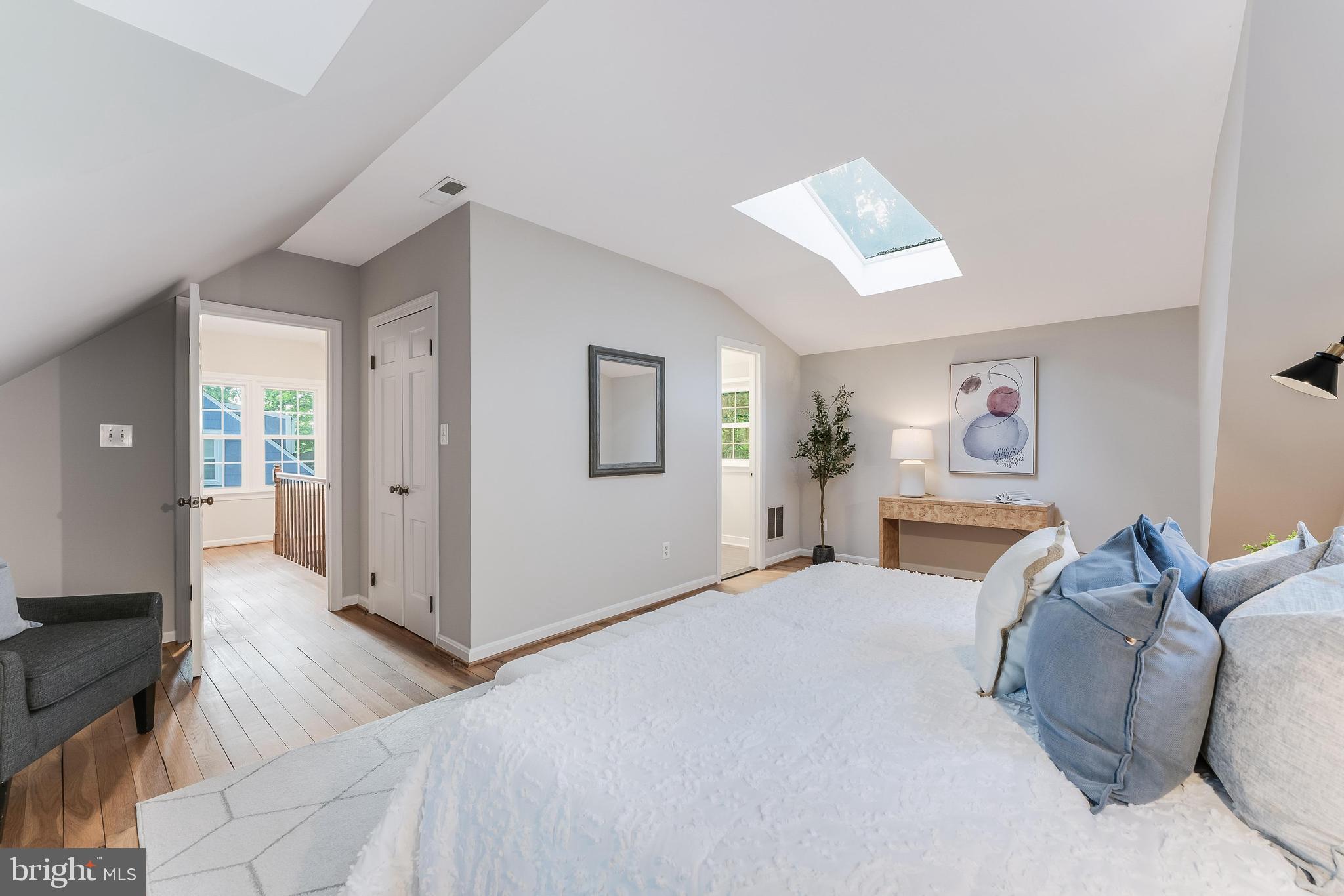 HOMEWOOD - Residential