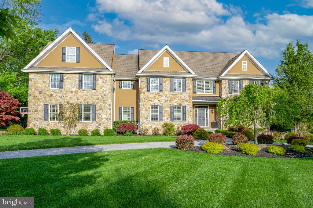 DARLINGTON POINTE - Residential