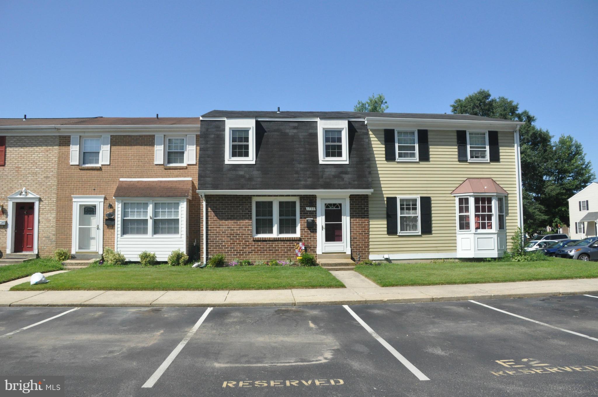 CROFTON SQUARE - Residential
