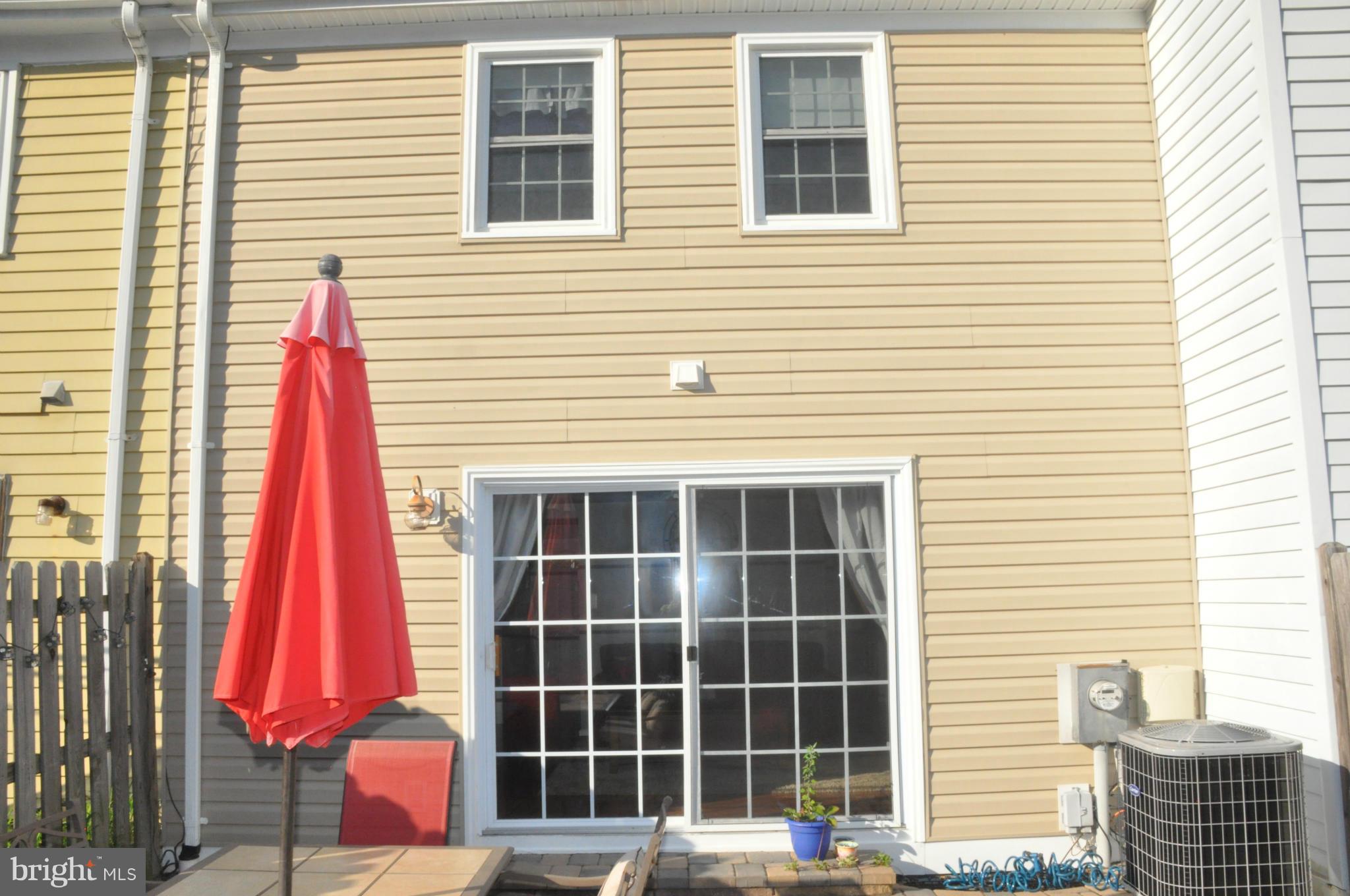CROFTON SQUARE - Residential